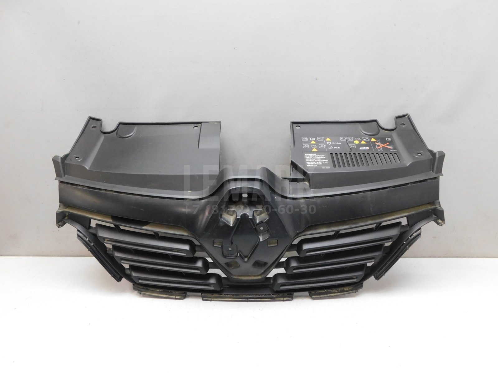 Решетка радиатора Renault Logan II 2014> 623105887R