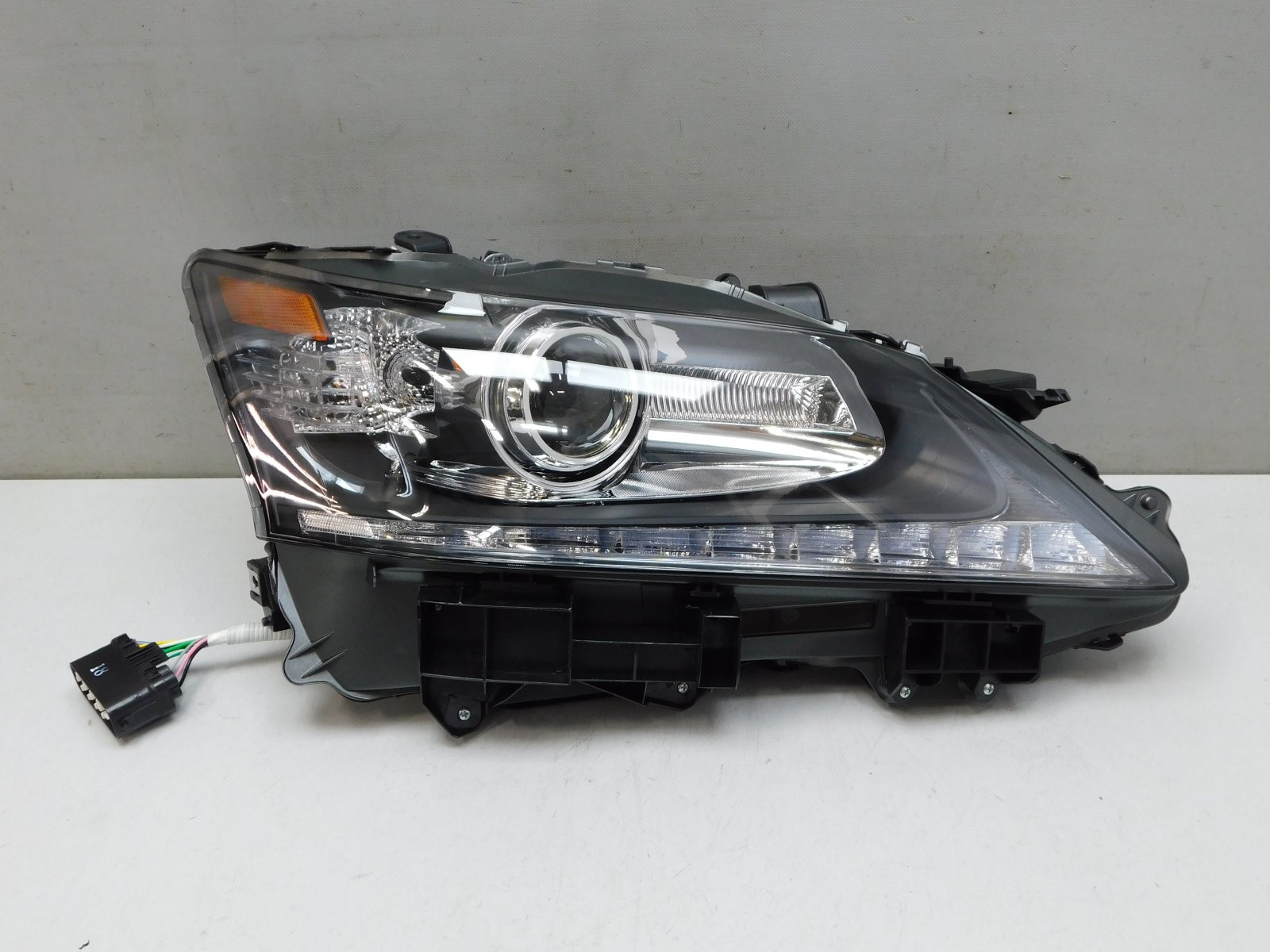 Фара правая Lexus GS 2012>