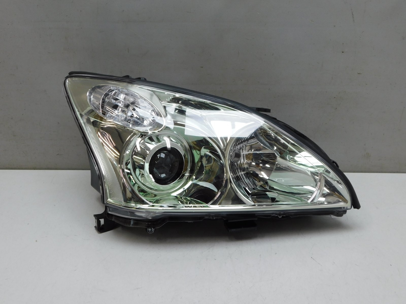Фара правая Lexus RX 2003-2009