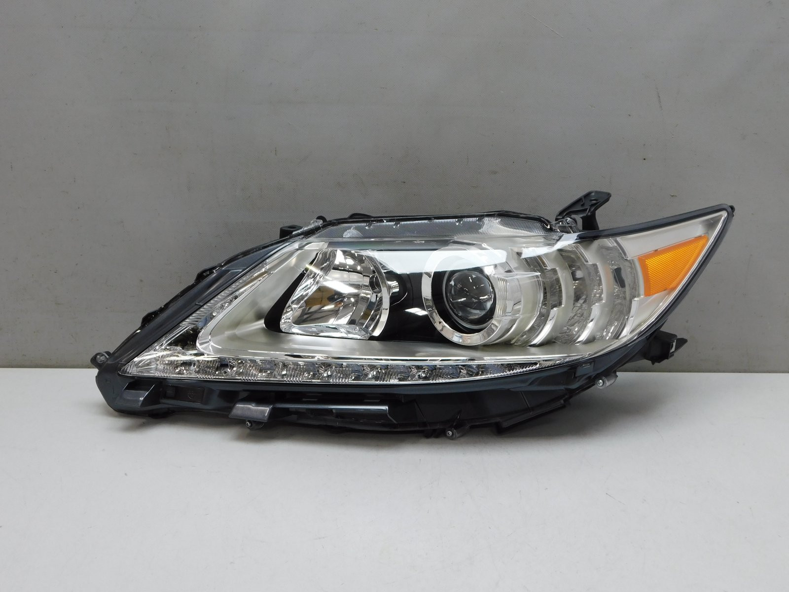 Фара левая Lexus ES 2012-2018