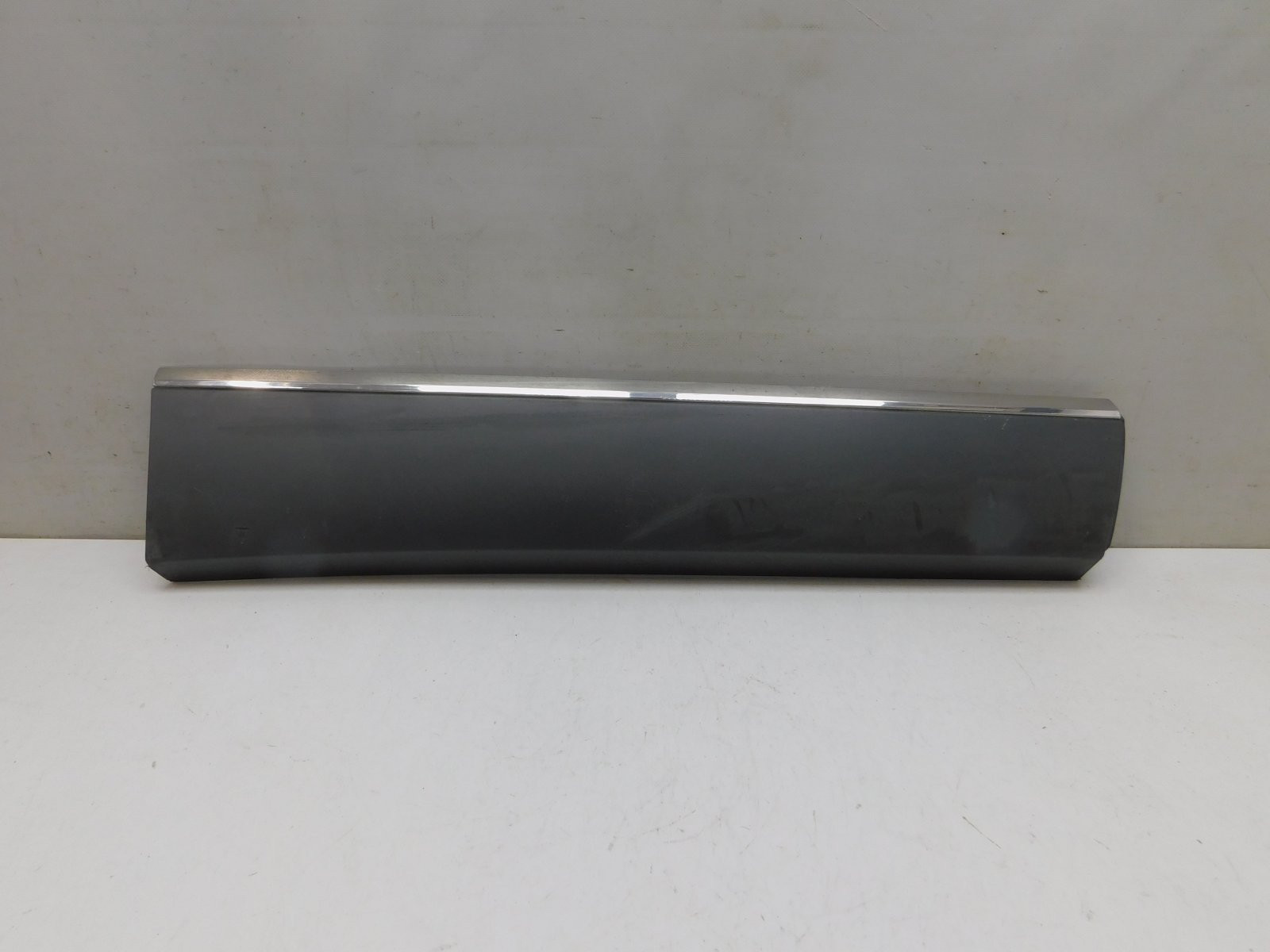 Накладка двери задней правой Renault Arkana 2019>