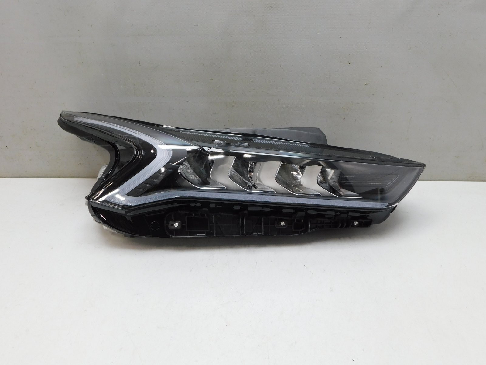 Фара правая Kia K5 2020>