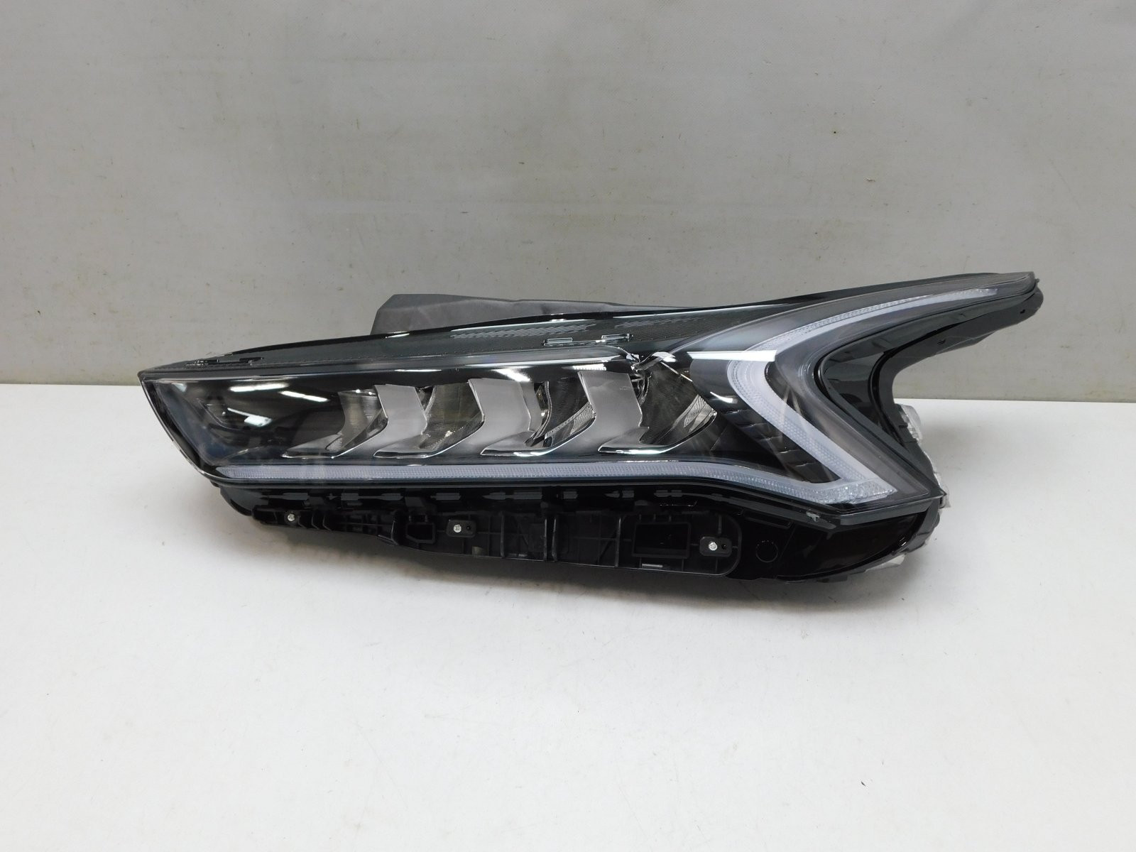 Фара левая Kia K5 2020>