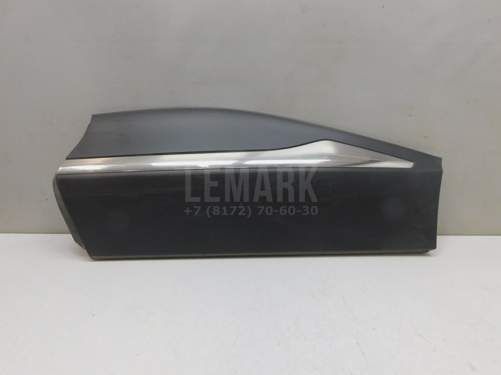 Накладка двери задней левой Renault Kaptur 2016> 828216149R