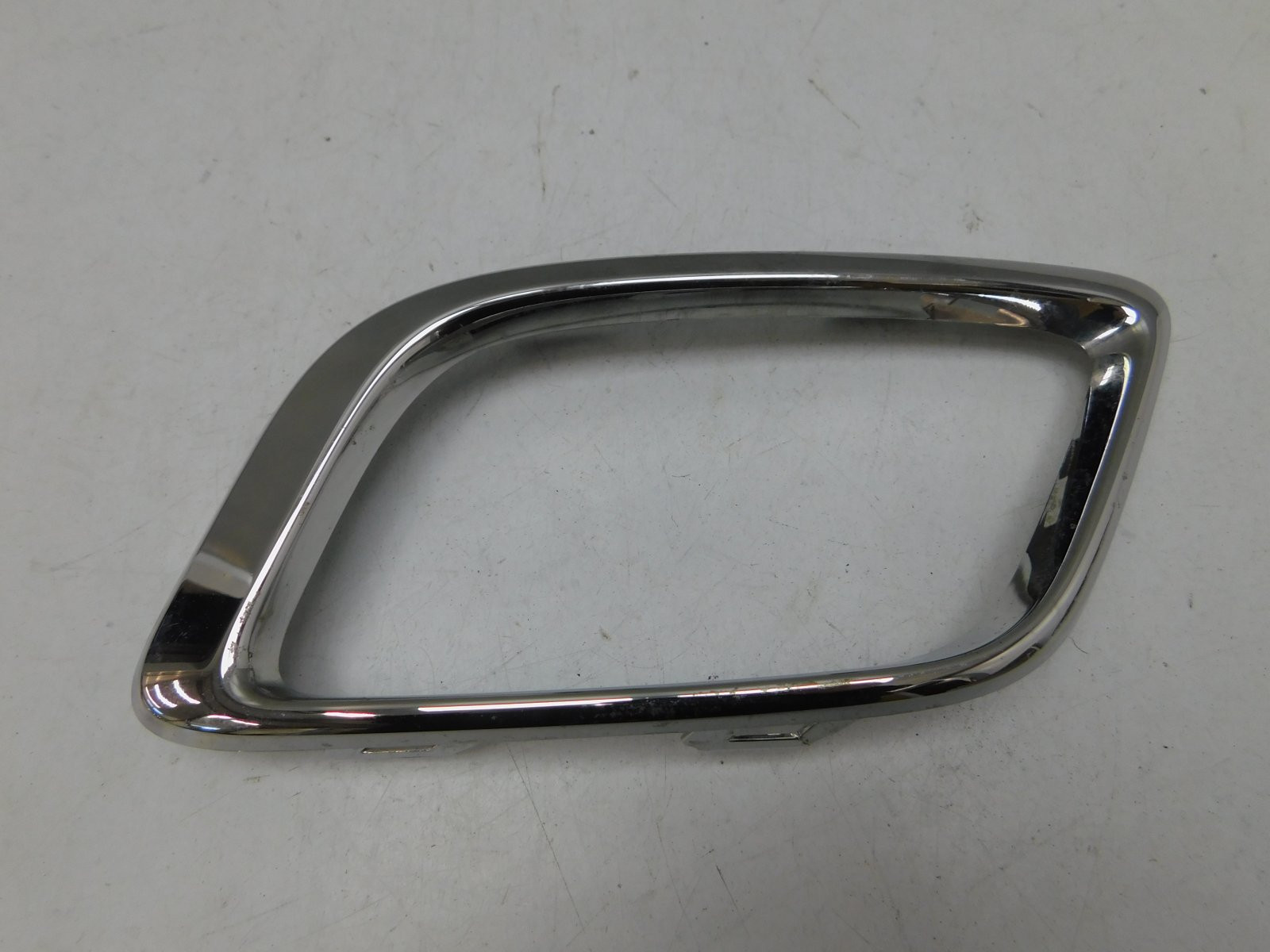 Рамка для противотуманных фар Renault Logan II 2014>