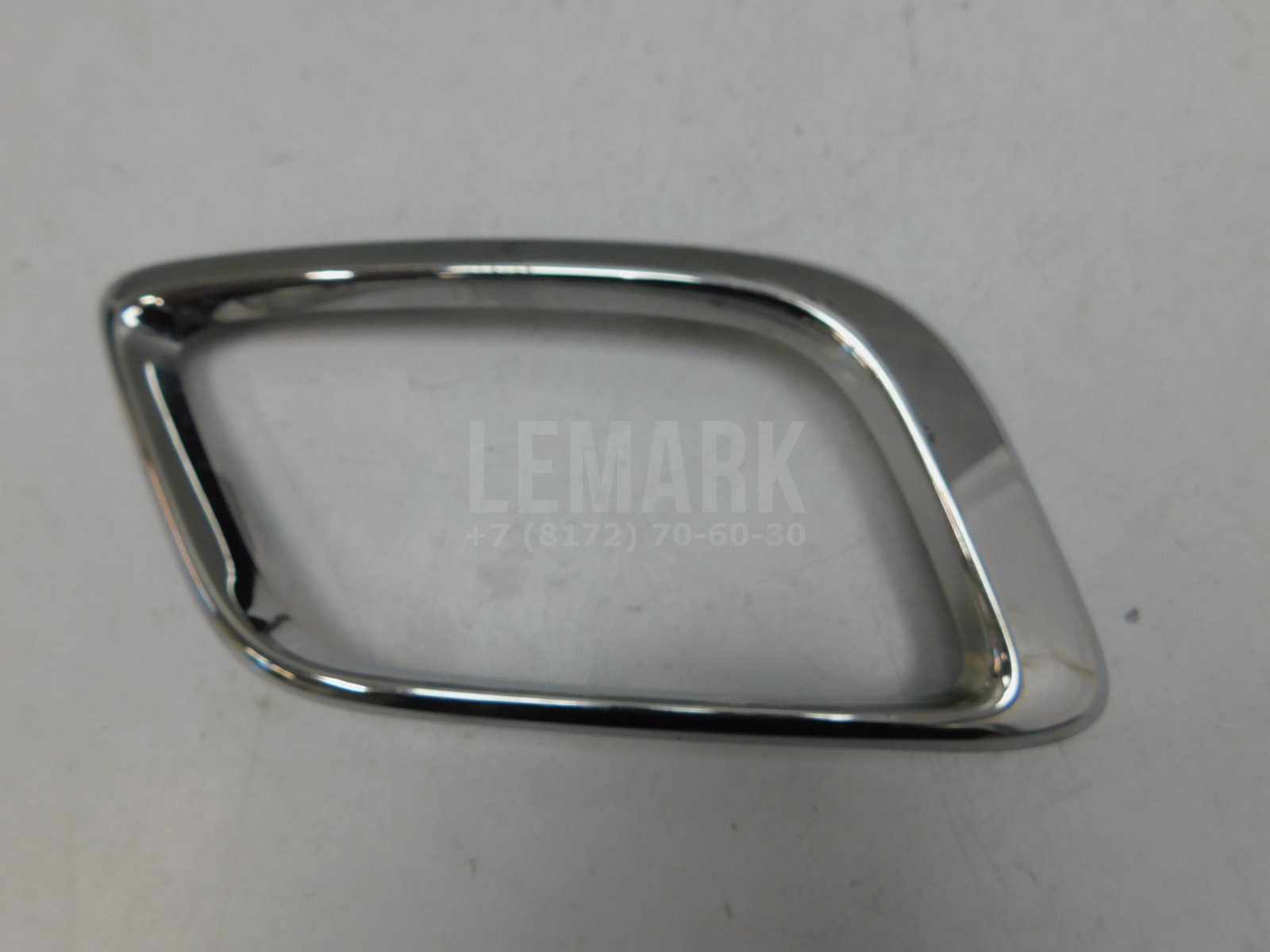 Рамка для противотуманных фар Renault Logan II 2014> 261A35139R