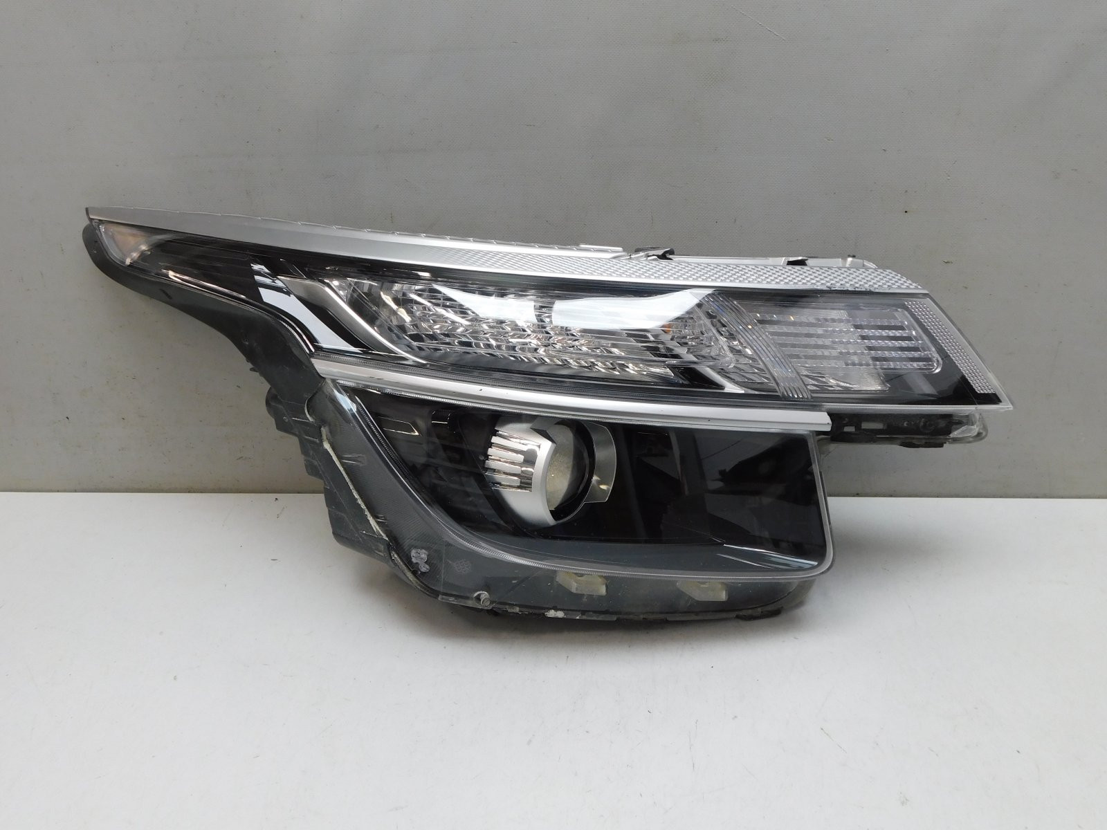 Фара правая Kia Seltos 2019>