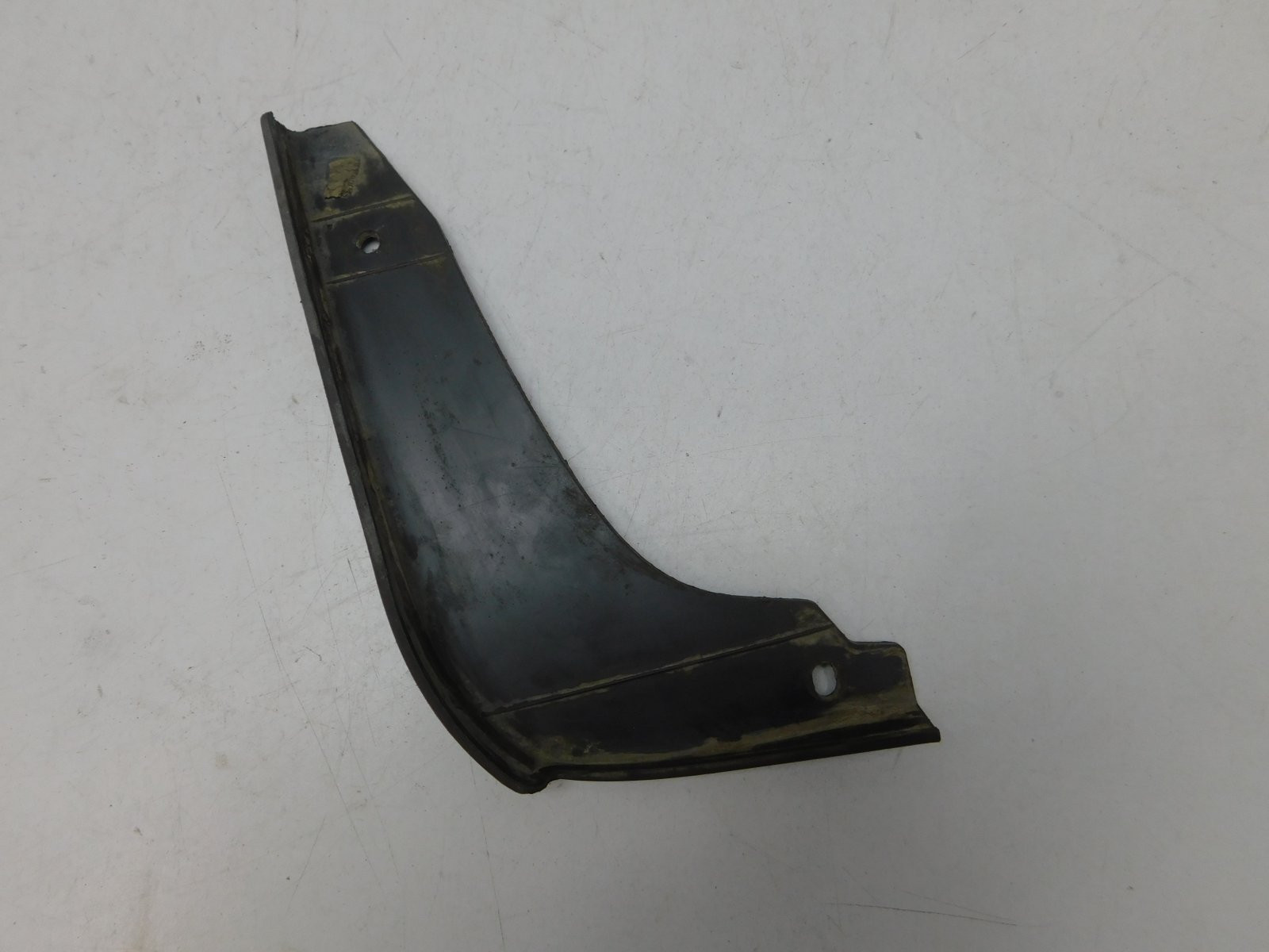 Брызговик задний правый Nissan Terrano (D10) 2014>