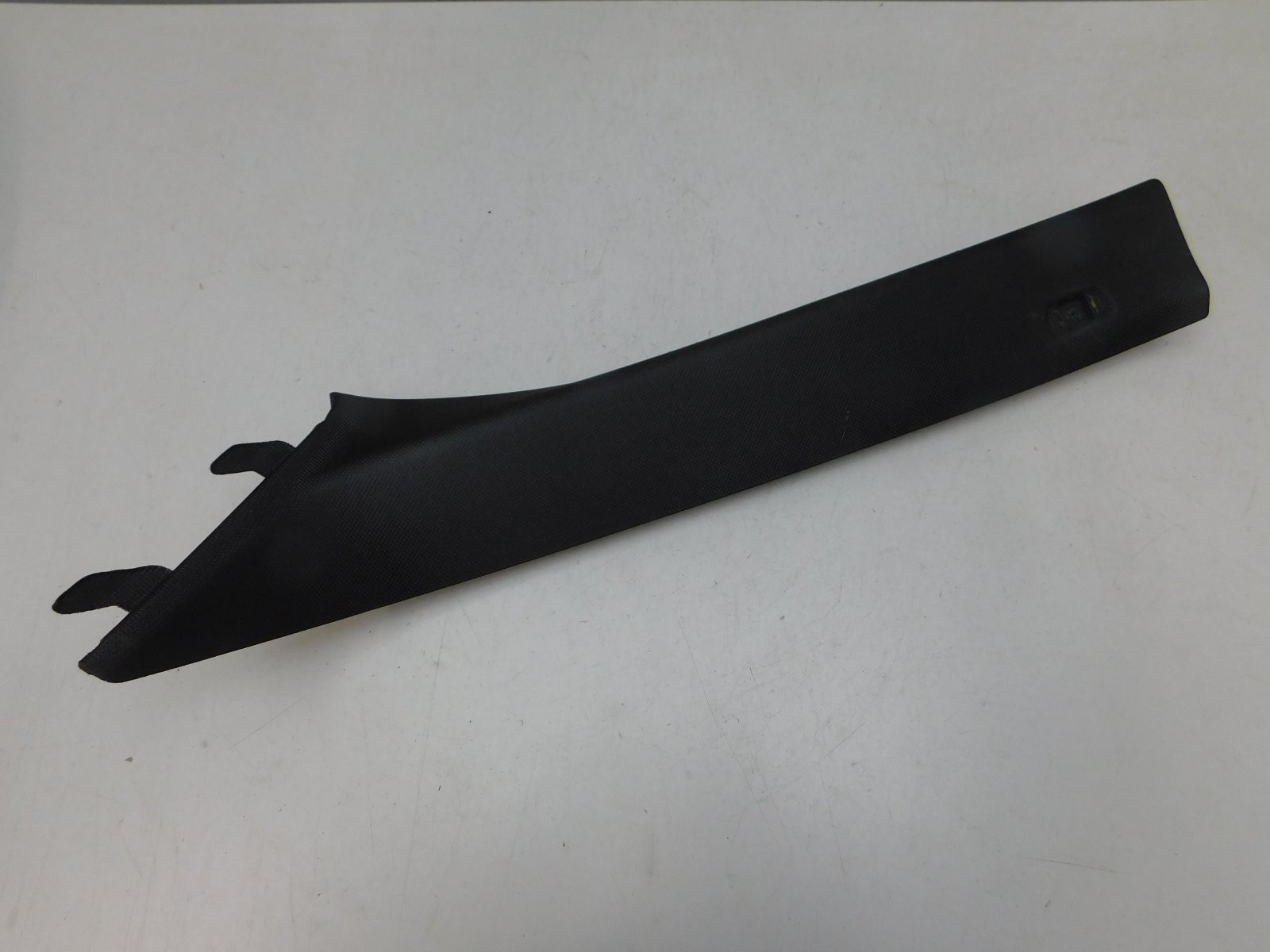 Обшивка стойки передней BMW 5-серия G30 2016>