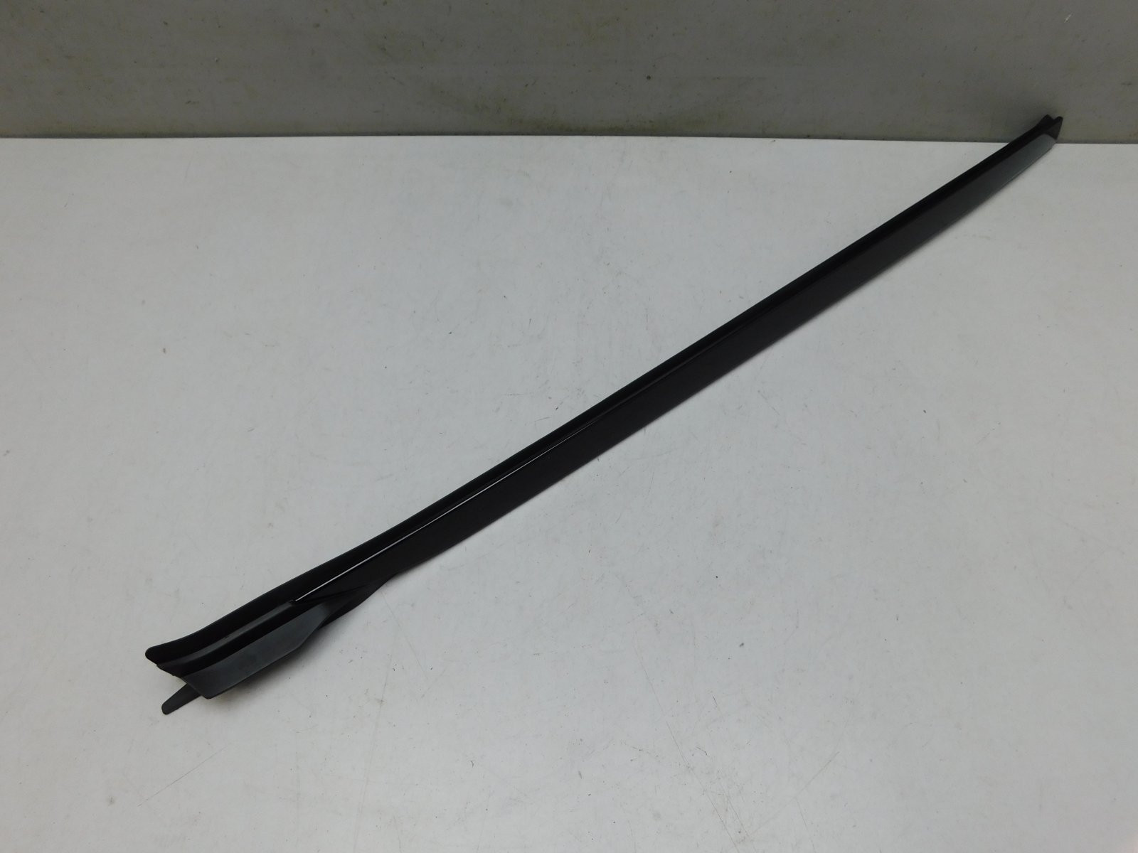 Молдинг лобового стекла BMW X5 G05 2018>