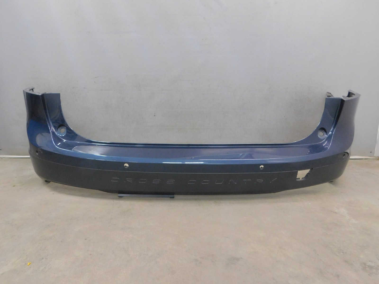 Бампер задний Volvo V90 Cross Country 2017>