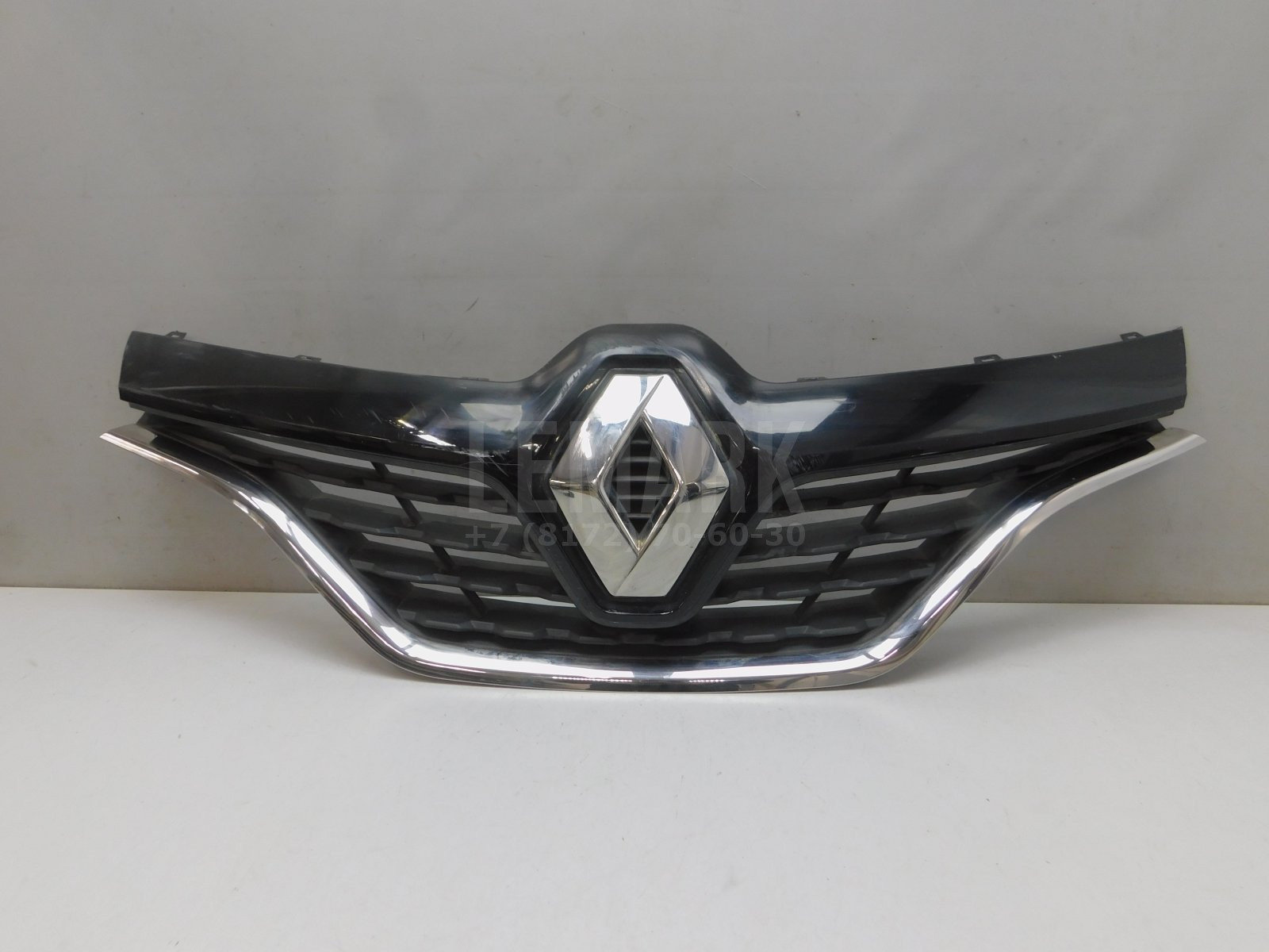 Решетка радиатора Renault Kaptur 2016> 623109428R
