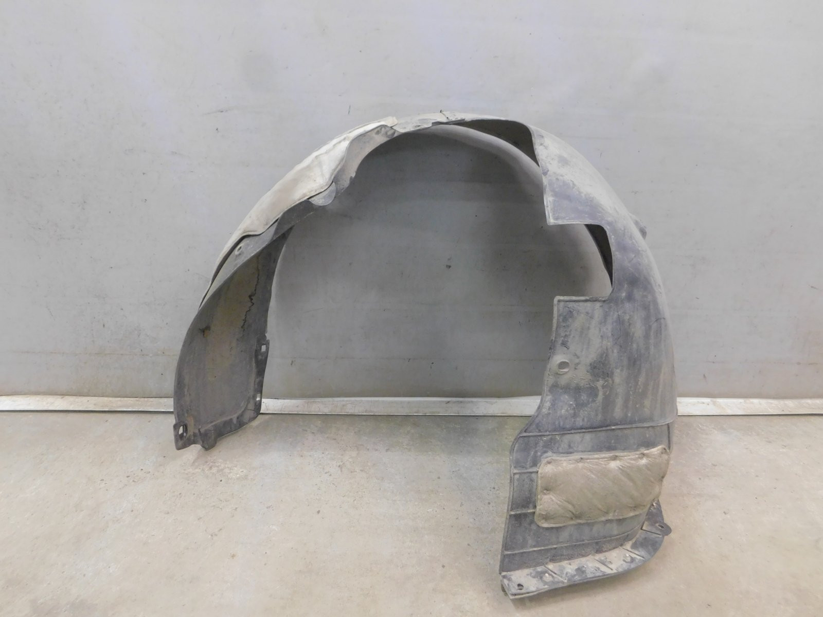 Локер передний левый Kia Ceed 2018>