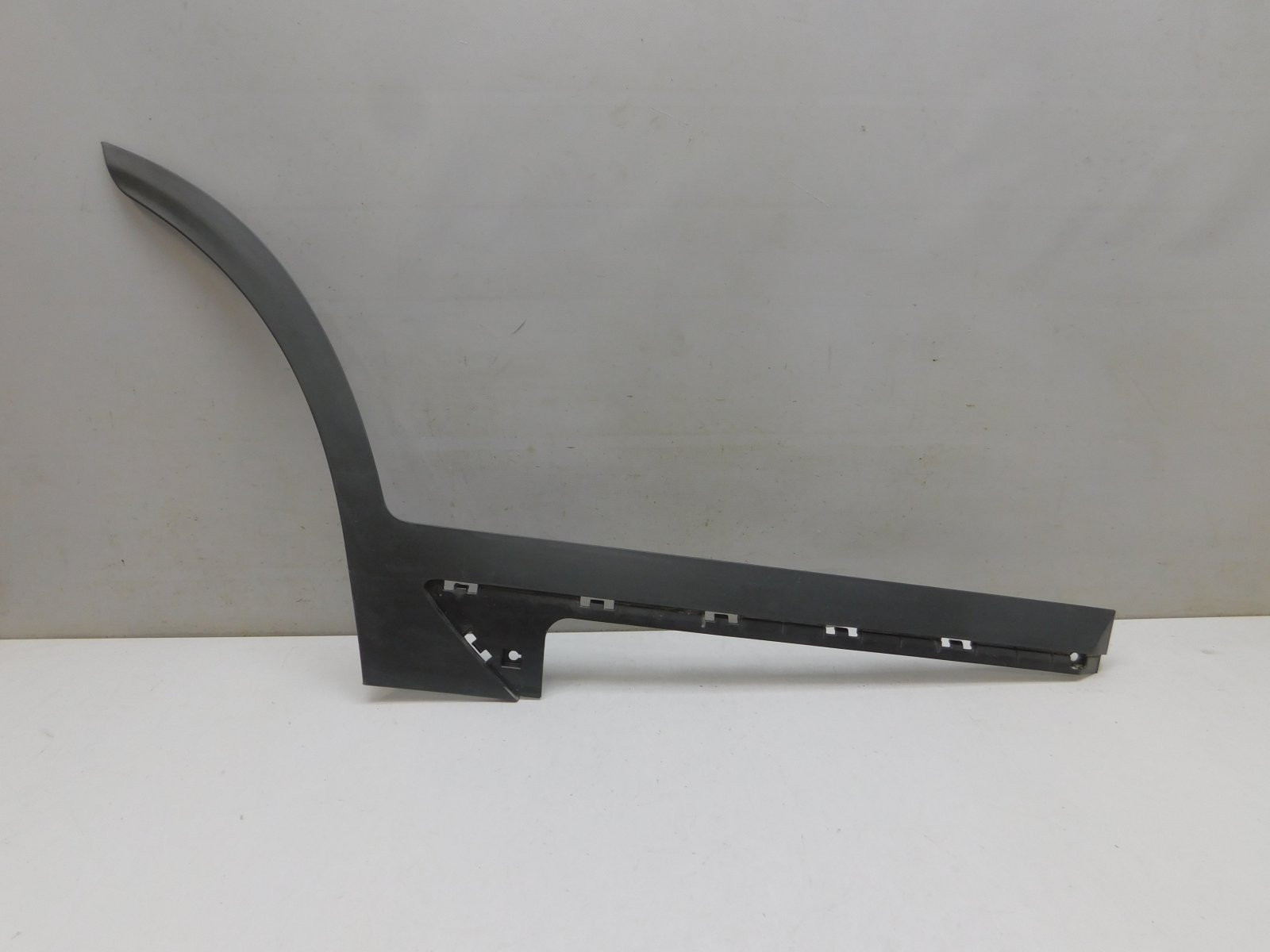 Накладка двери задней правой Kia Seltos 2019>