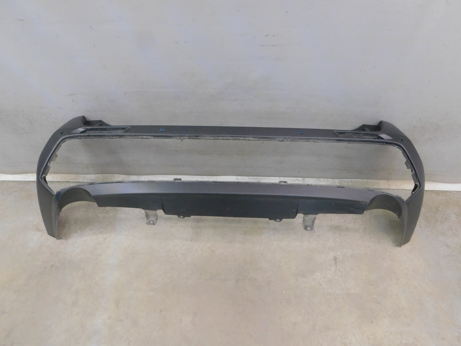 Бампер задний Toyota RAV 4 2019>