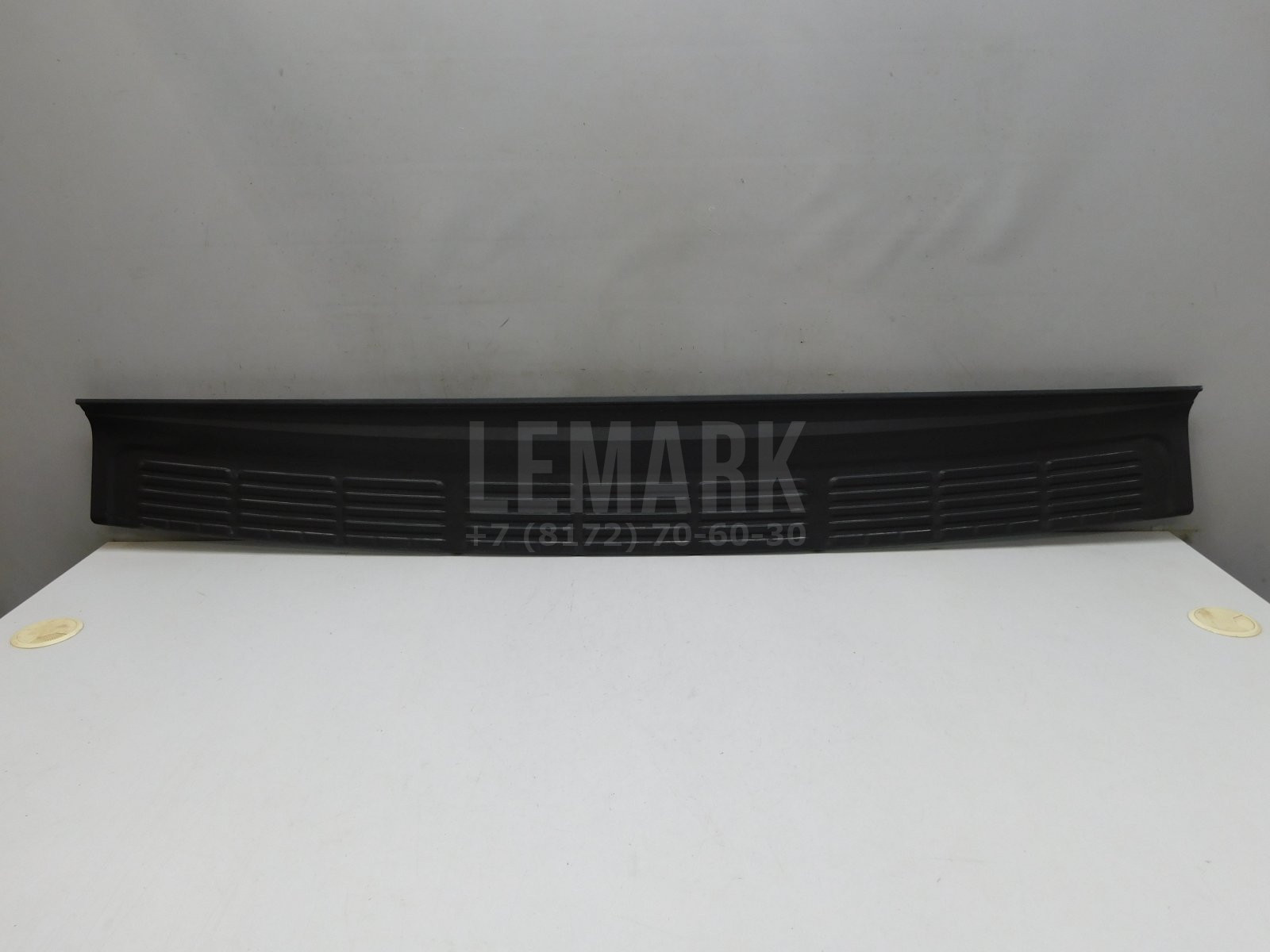 Накладка заднего бампера Lexus LX 570 (URJ200) 2007> 5216260040