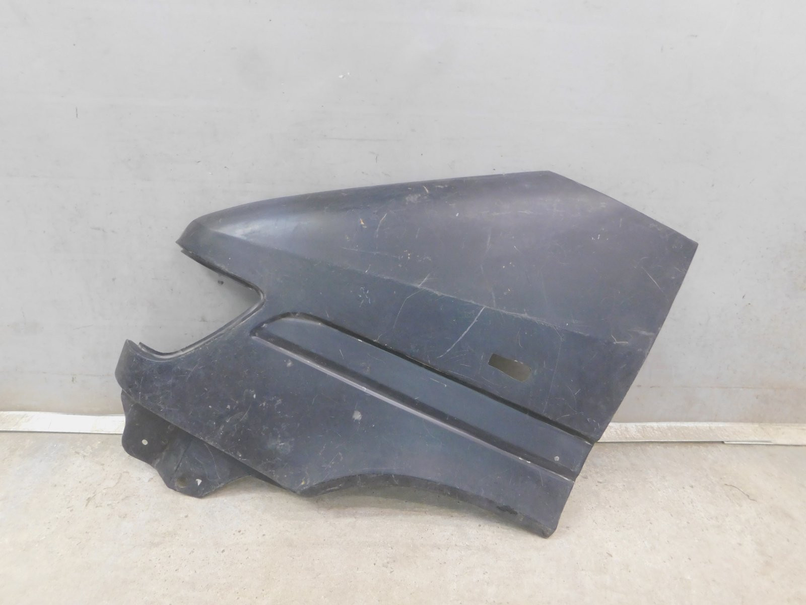 Крыло переднее левое Mercedes-Benz Sprinter 1995>(+Sprinter Classic