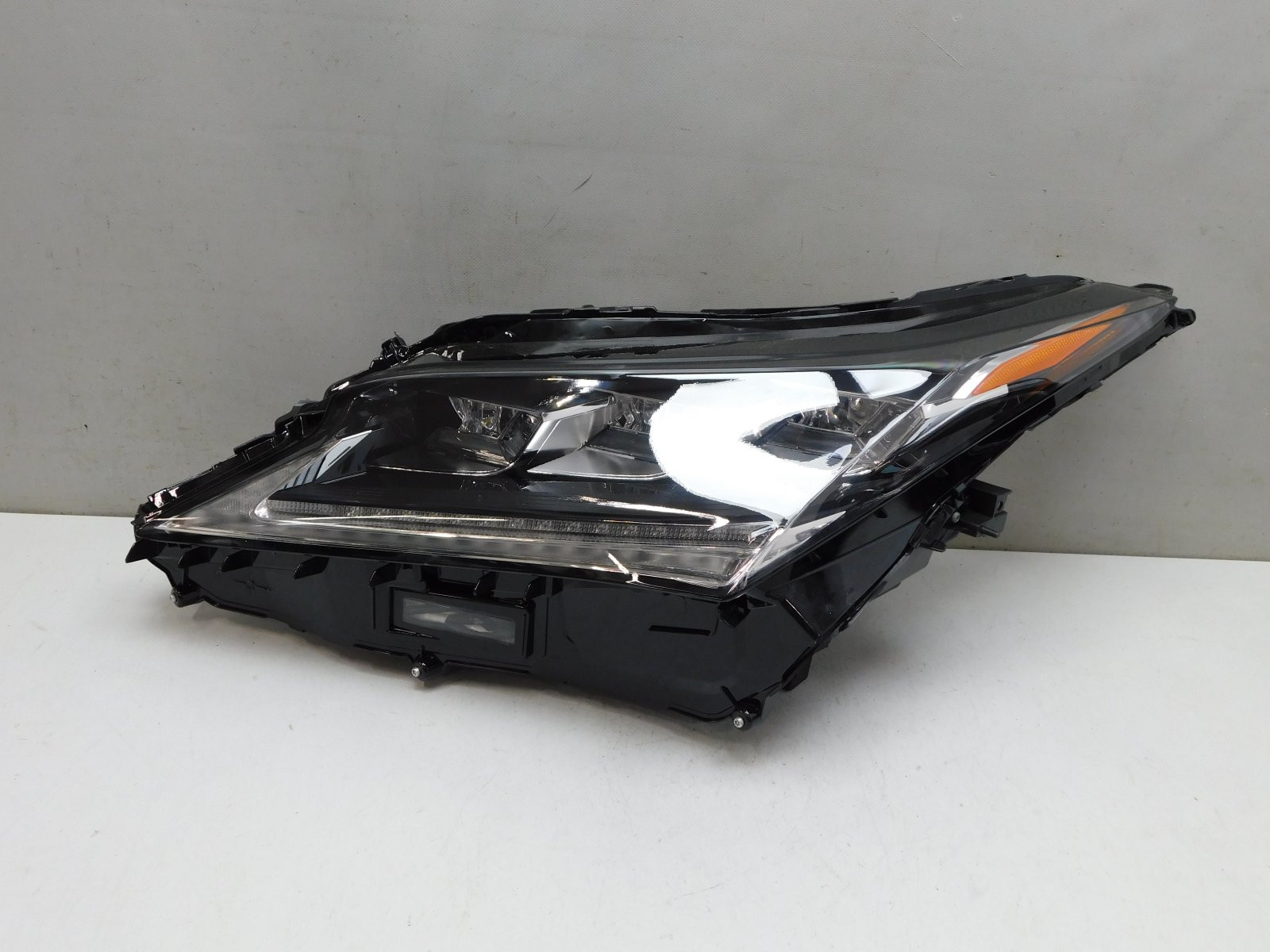 Фара левая Lexus RX IV 2015>