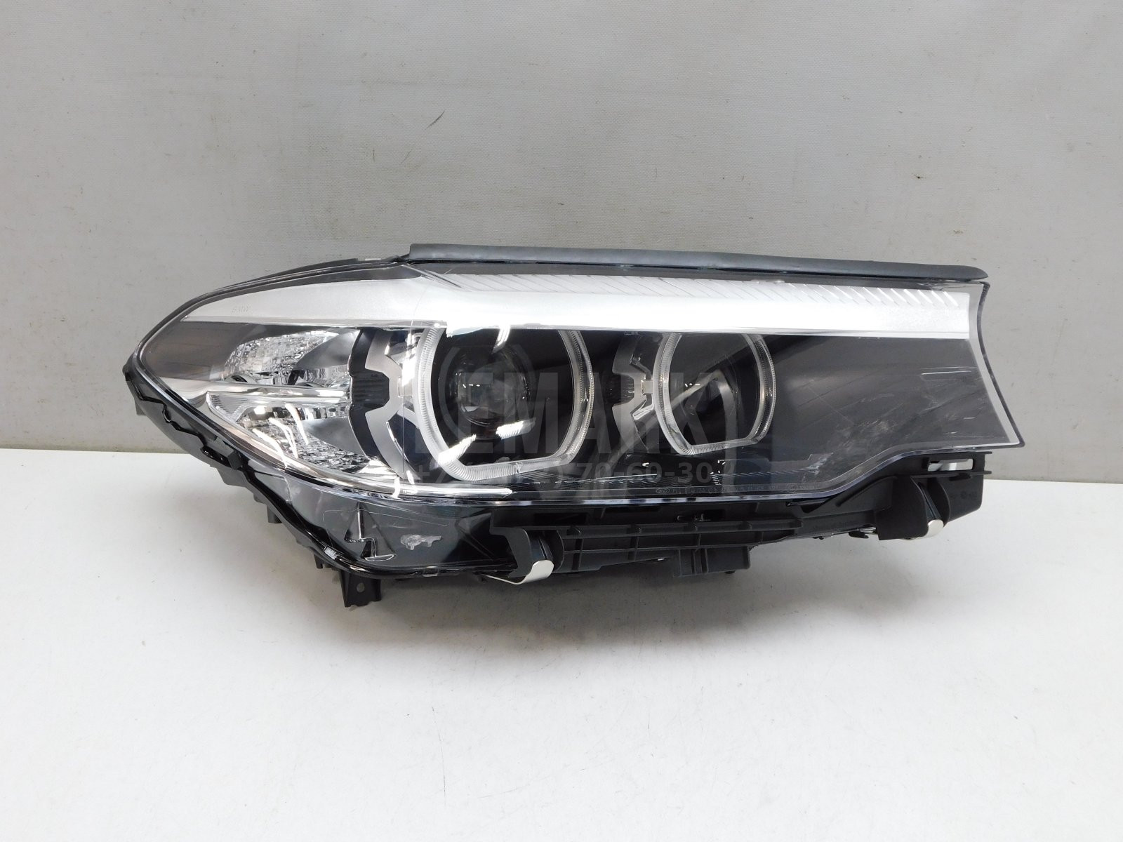 Фара правая BMW 5-серия G30 2016> 63117458884