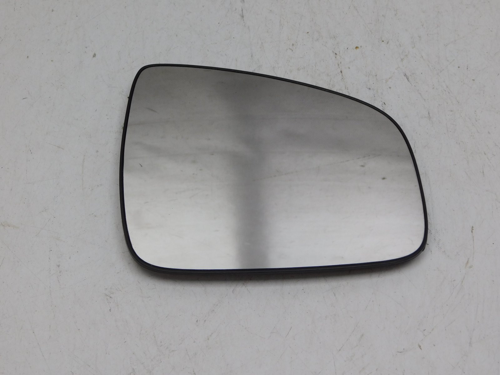 Стекло зеркала правого Renault Logan II 2014>