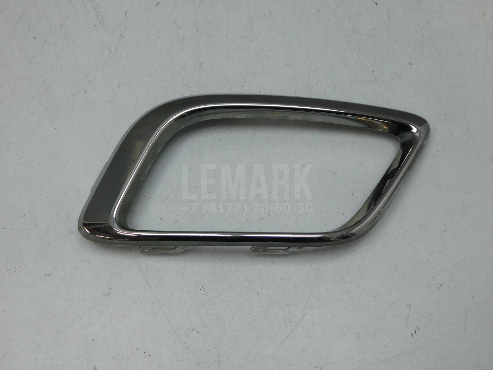 Рамка для противотуманных фар Renault Logan II 2014> 261A25604R