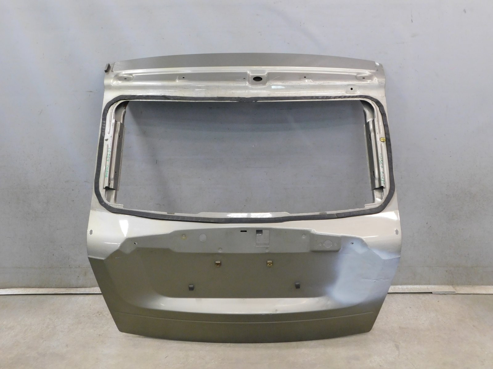 Дверь багажника Dodge Caliber 2006>