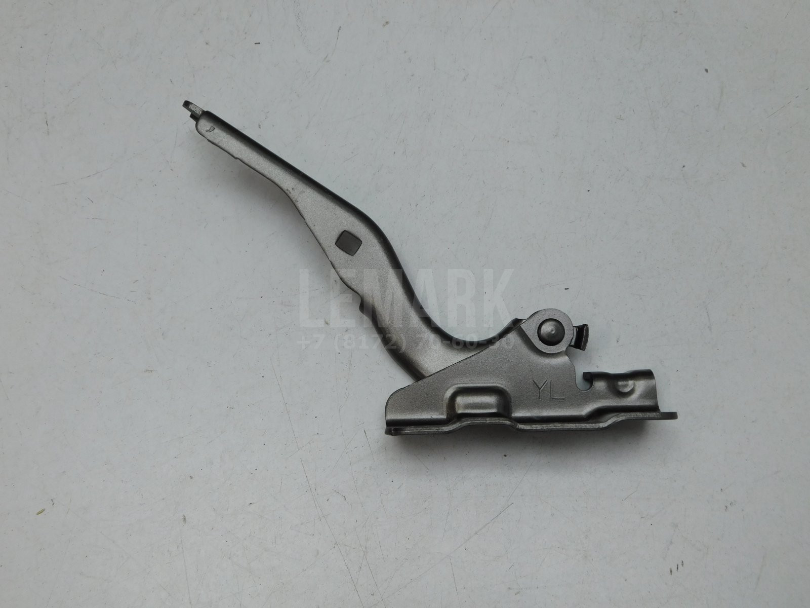Петля капота левая Mazda CX 5 2012> KD5352420A