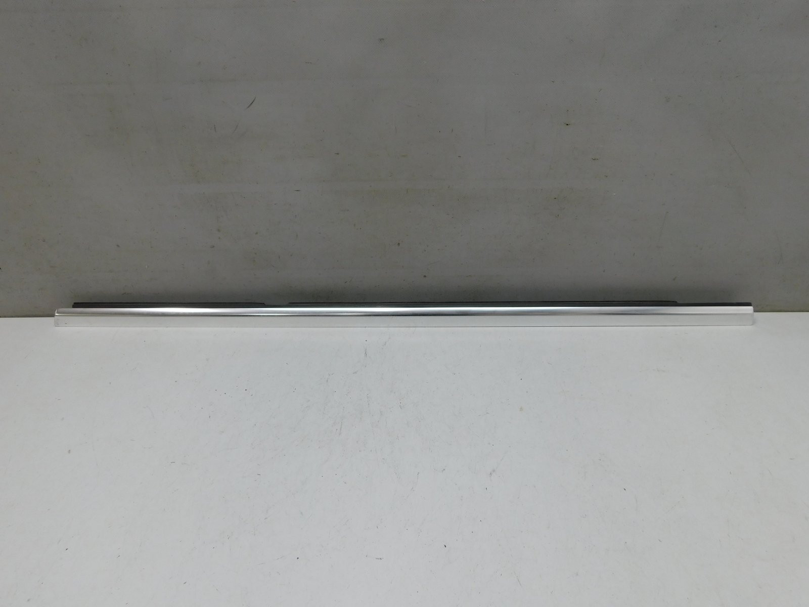 Накладка стекла заднего правого Mercedes-Benz GLC-Class X253 2015>