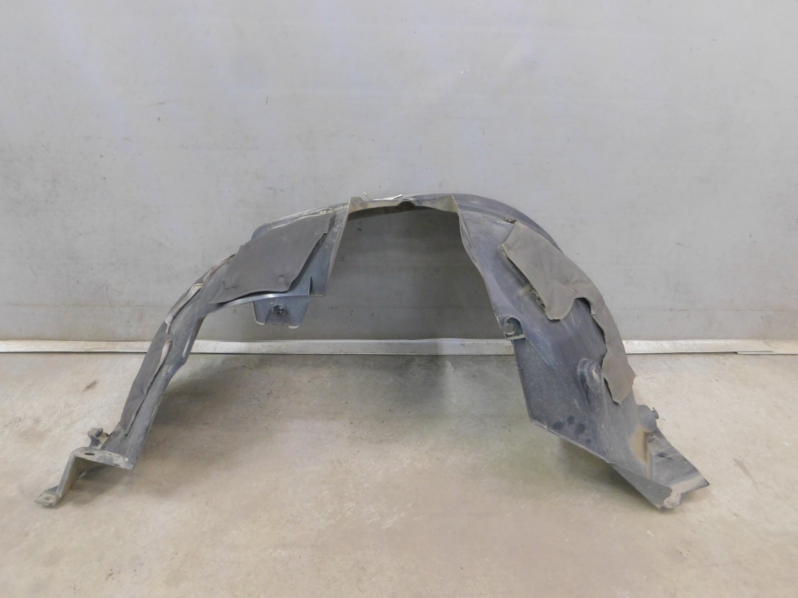 Локер передний правый Renault Duster 2011>