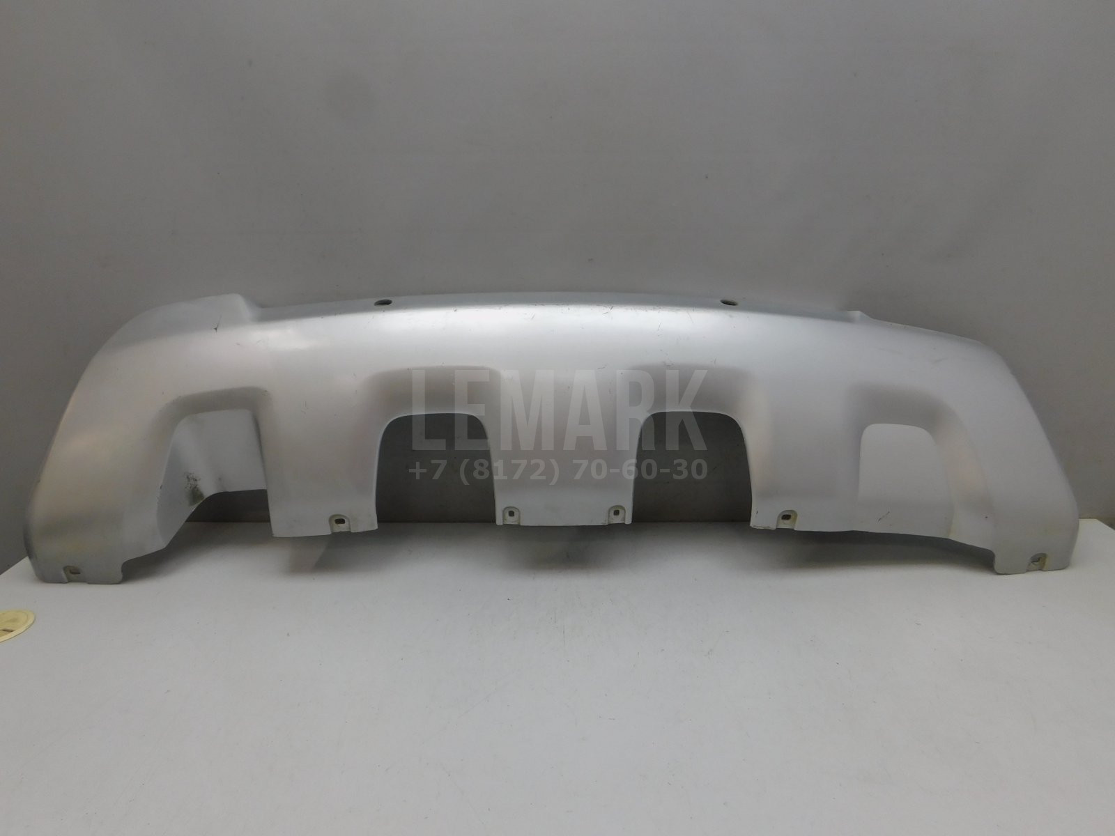 Накладка заднего бампера Renault Duster 2011> 850706023R