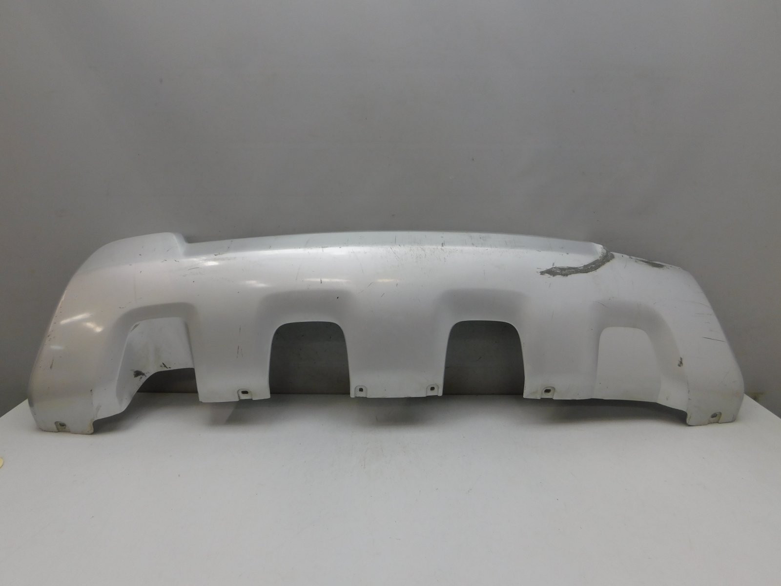 Накладка заднего бампера Renault Duster 2011>