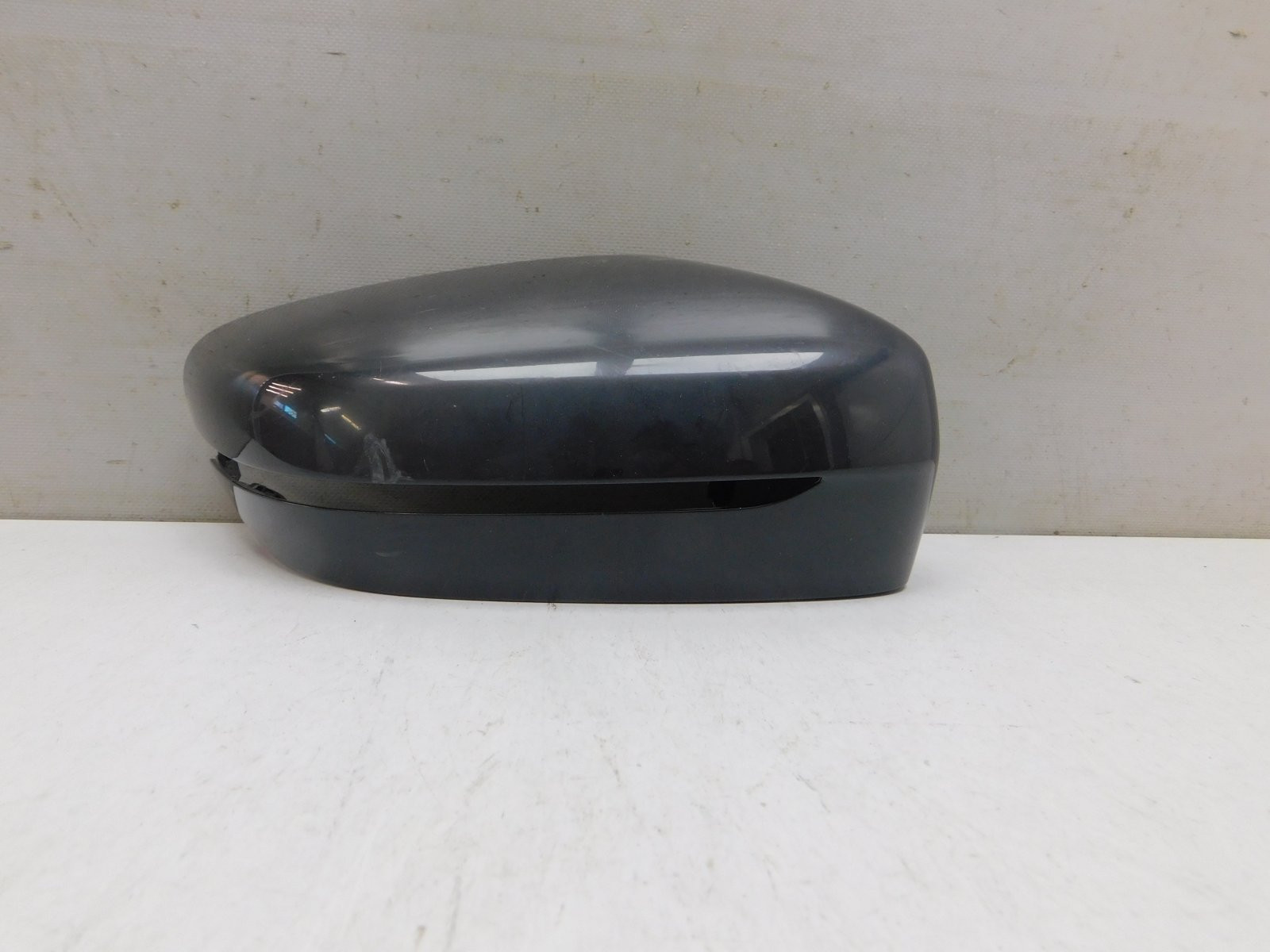 Накладка зеркала правого BMW 5-серия G30 2016>