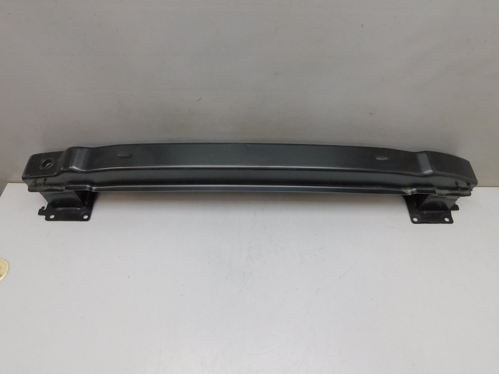 Усилитель заднего бампера Volkswagen Passat B8 2015>