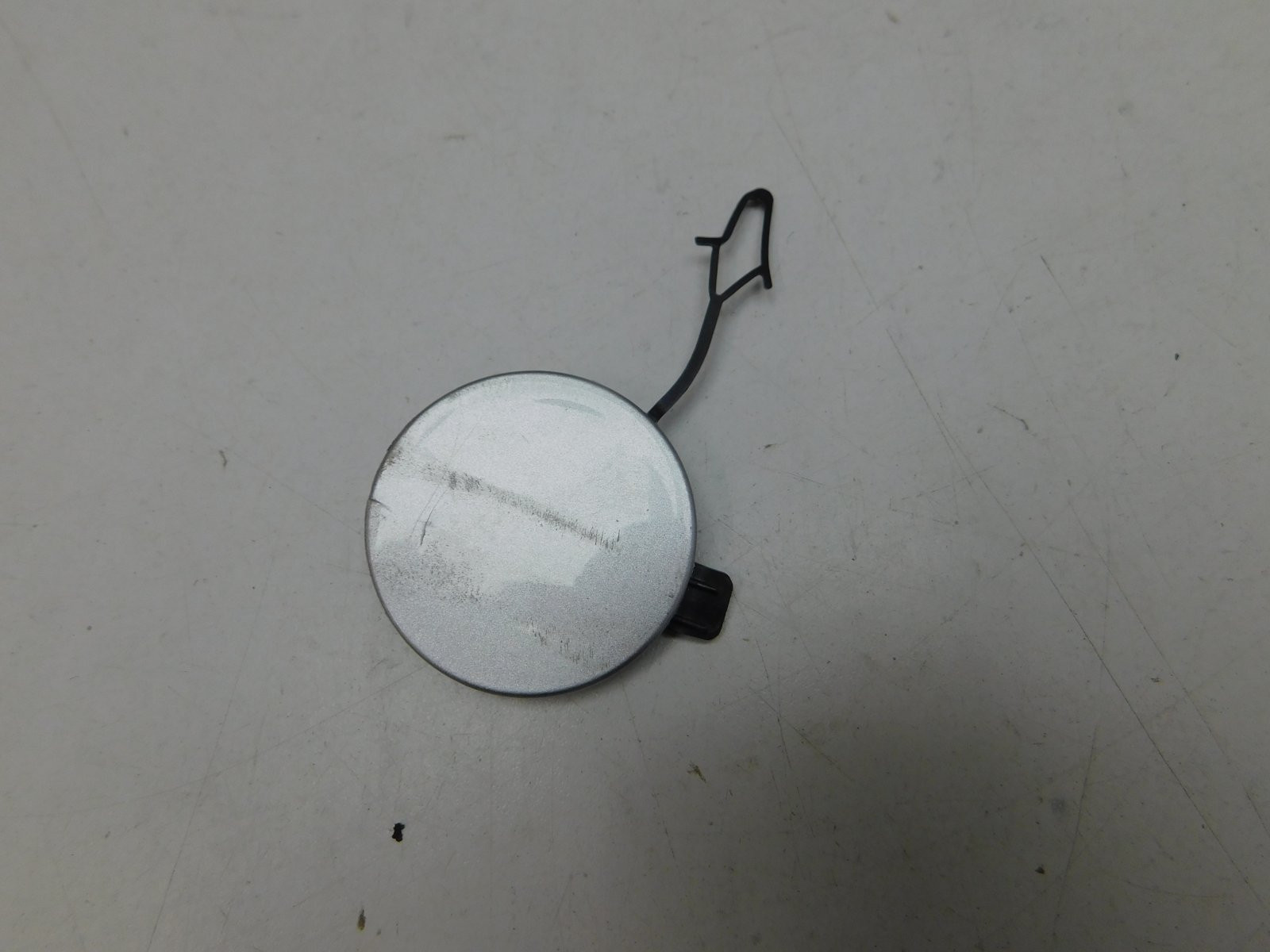 Заглушка буксировочного крюка Volkswagen Passat B8 2015>