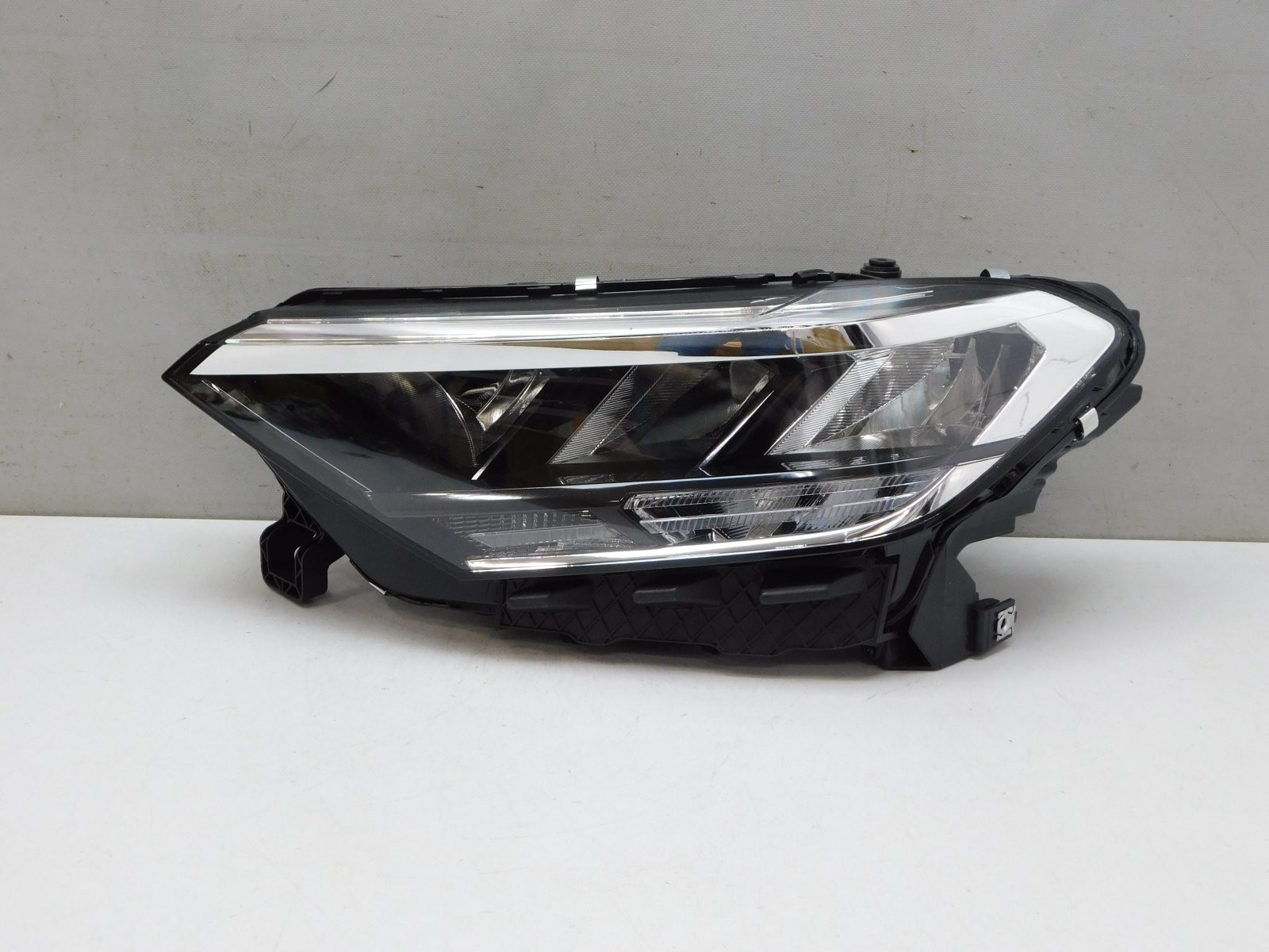 Фара левая Volkswagen Polo (RUS) 2020>