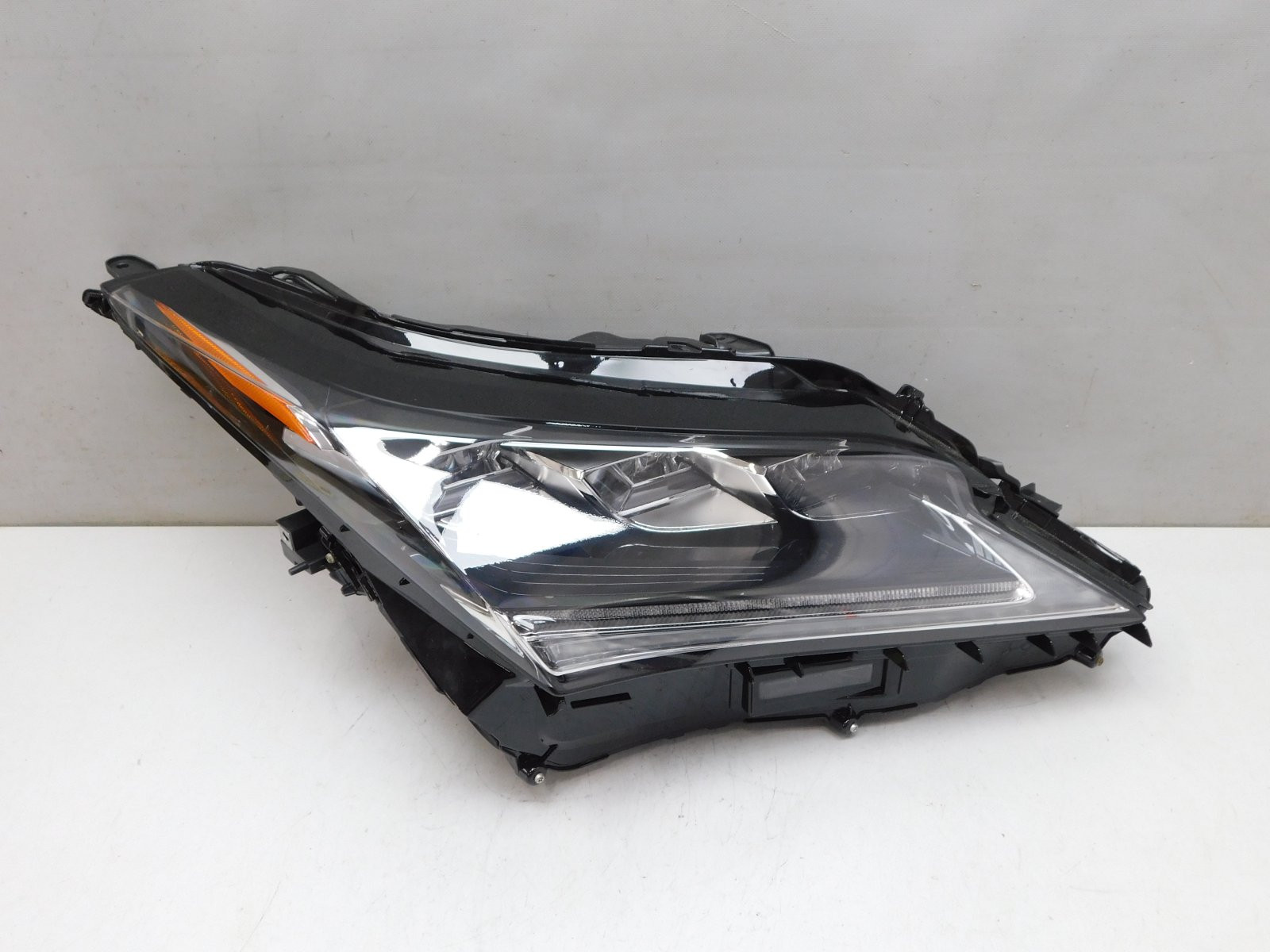 Фара правая Lexus RX IV 2015>