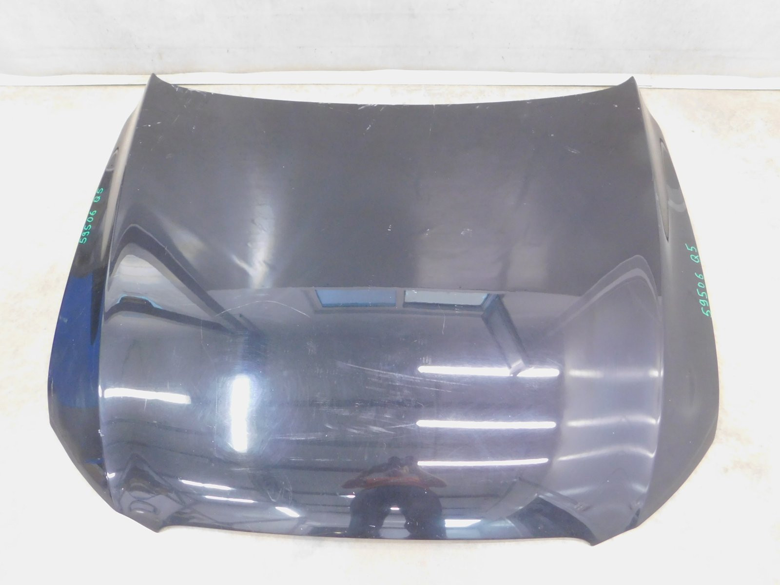 Капот Audi Q5 2008-2017