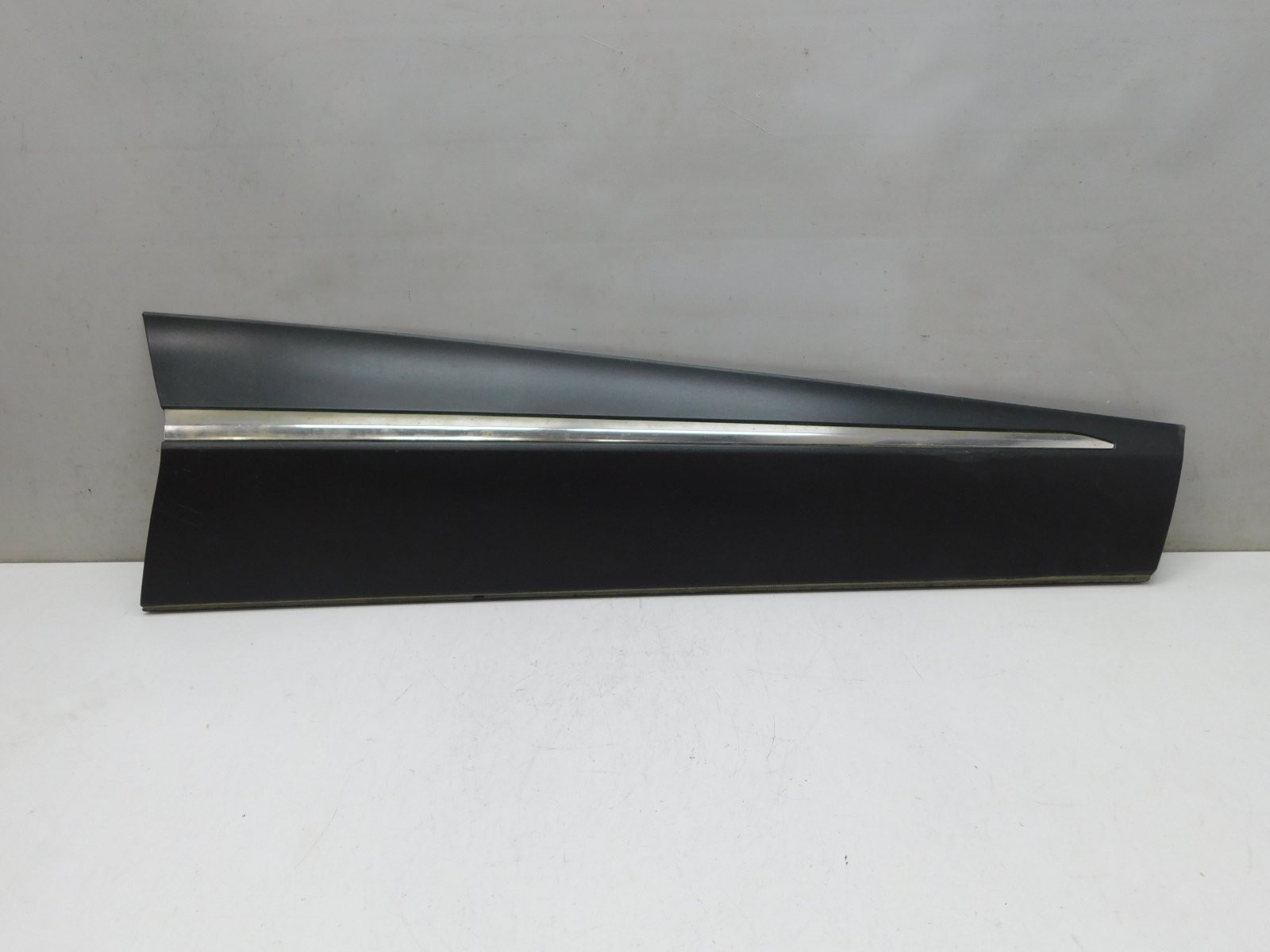 Накладка двери передней правой Renault Kaptur 2016>