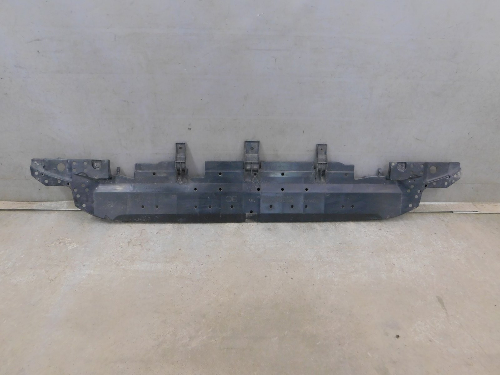 Пыльник Toyota RAV 4 2019>