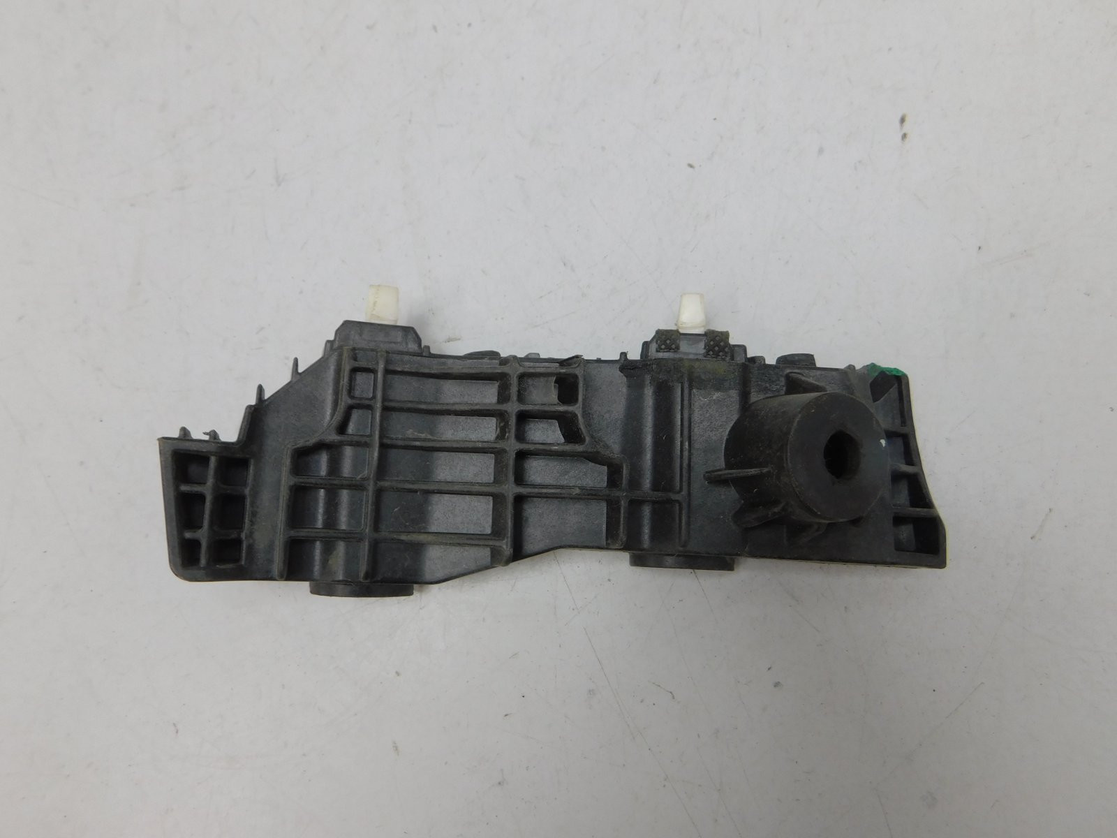 Направляющая переднего бампера Hyundai Creta 2016>