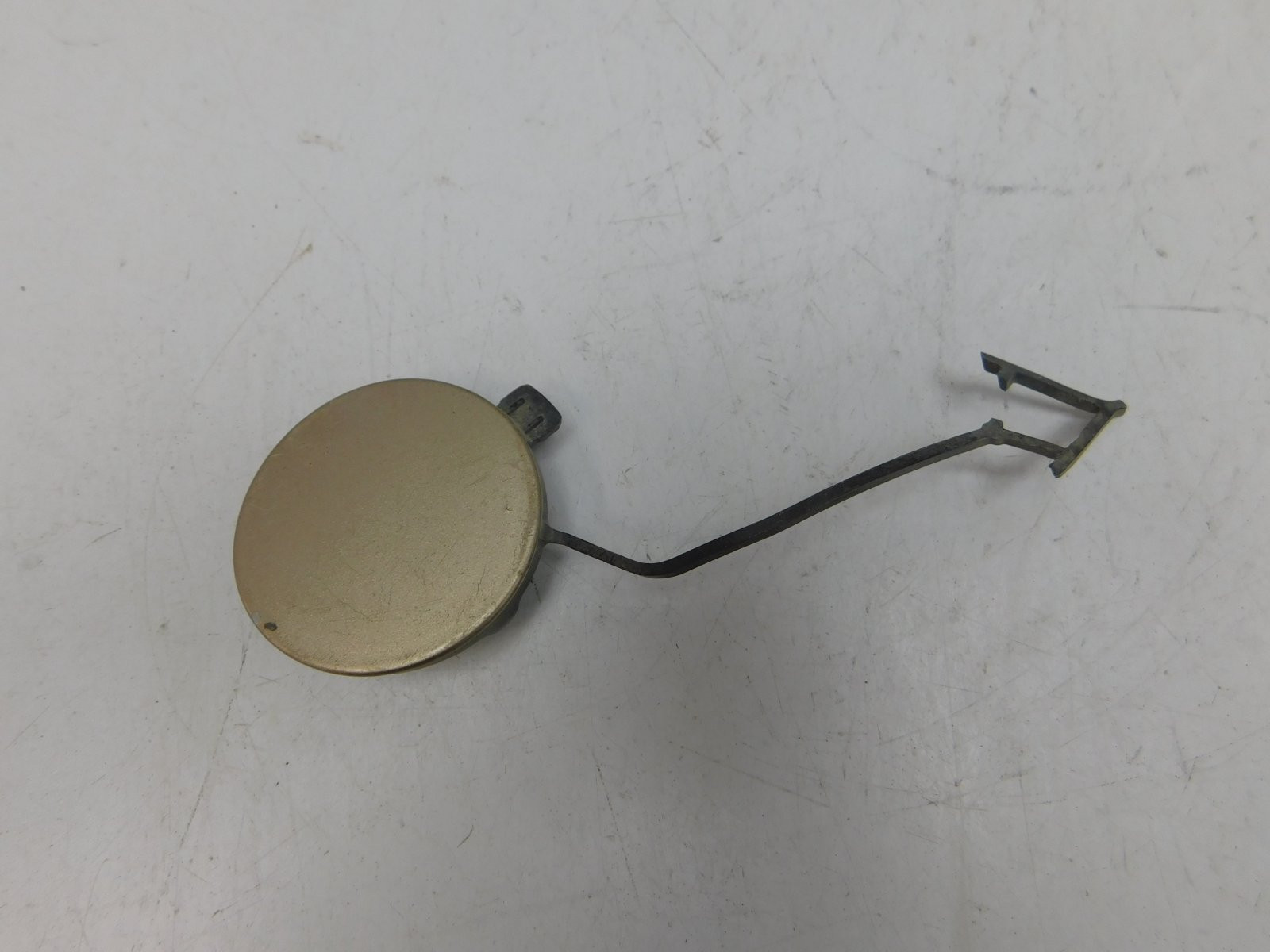 Заглушка буксировочного крюка Volkswagen Touareg 2018>