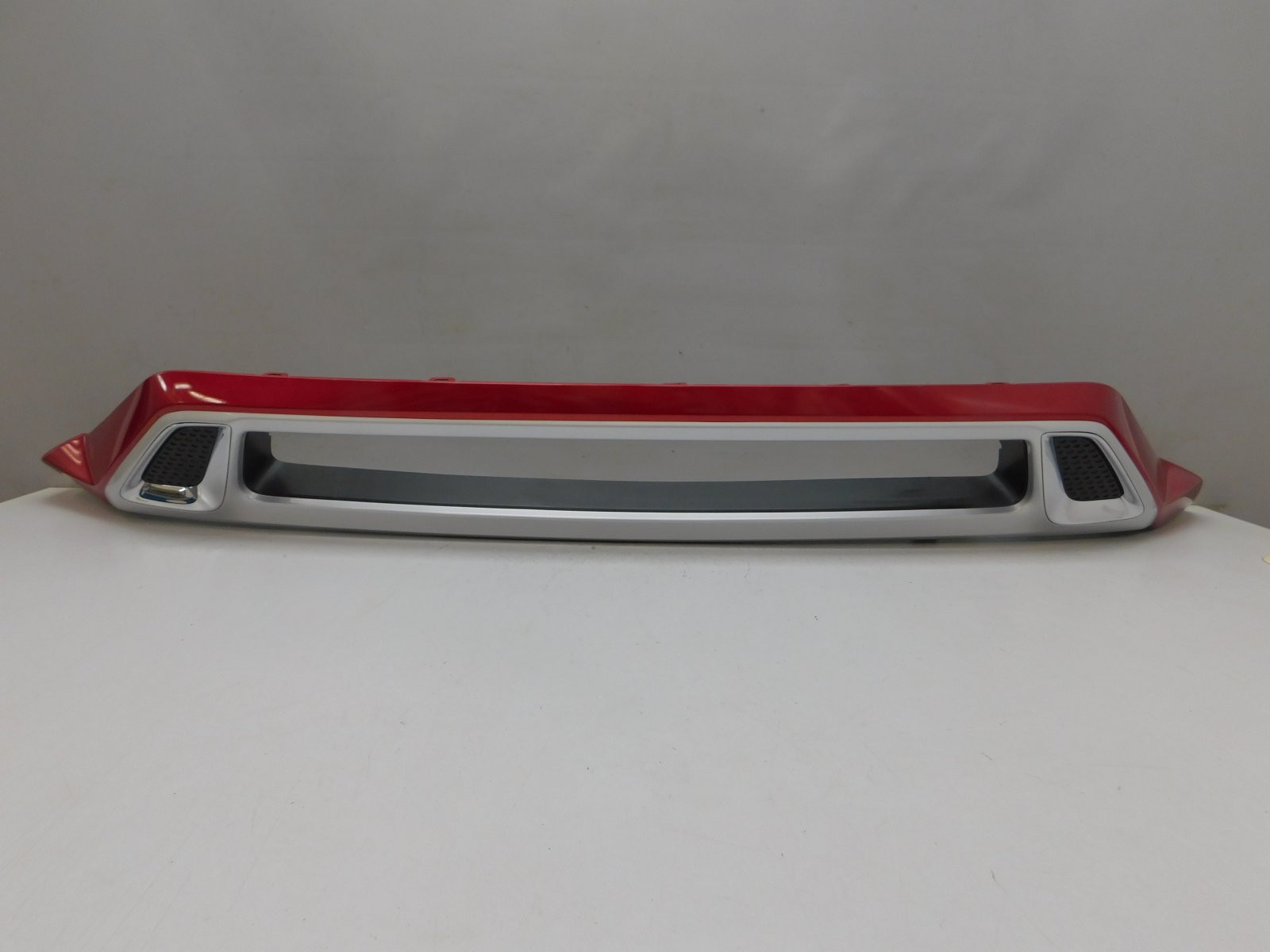 Накладка переднего бампера Mitsubishi Outlander 2012>