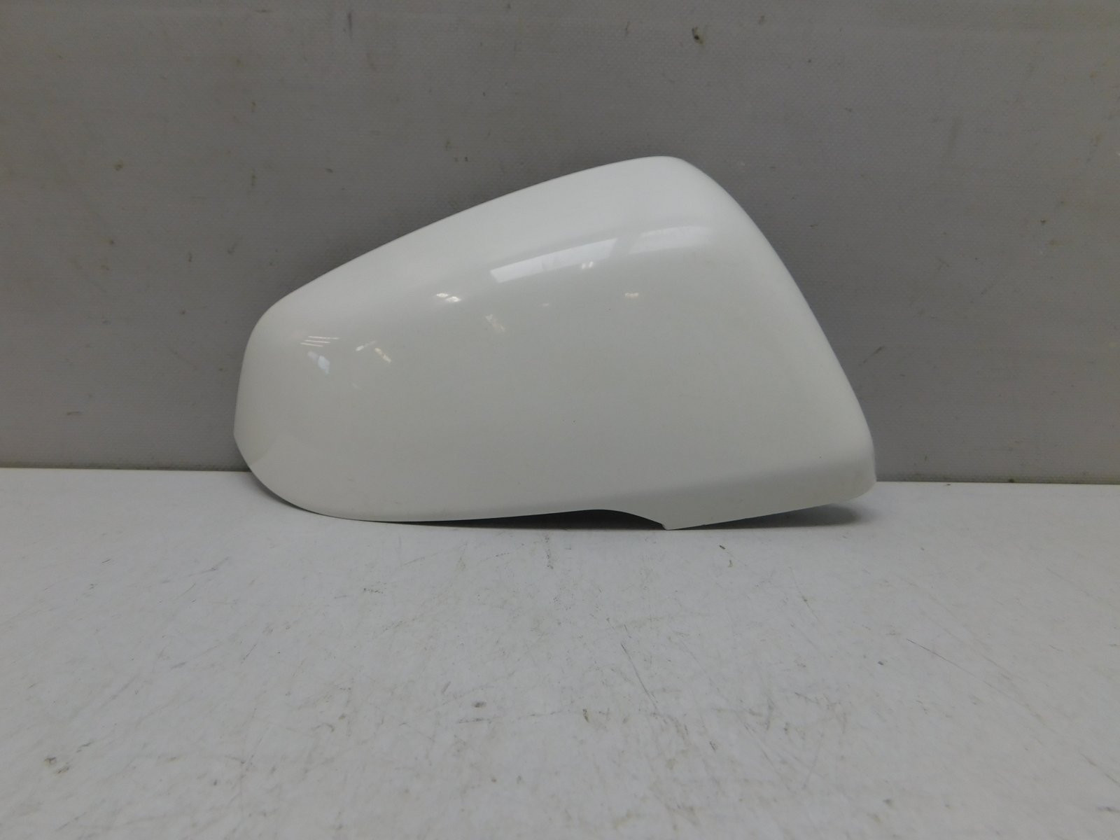 Накладка зеркала правого BMW X1 E84 2009-2015