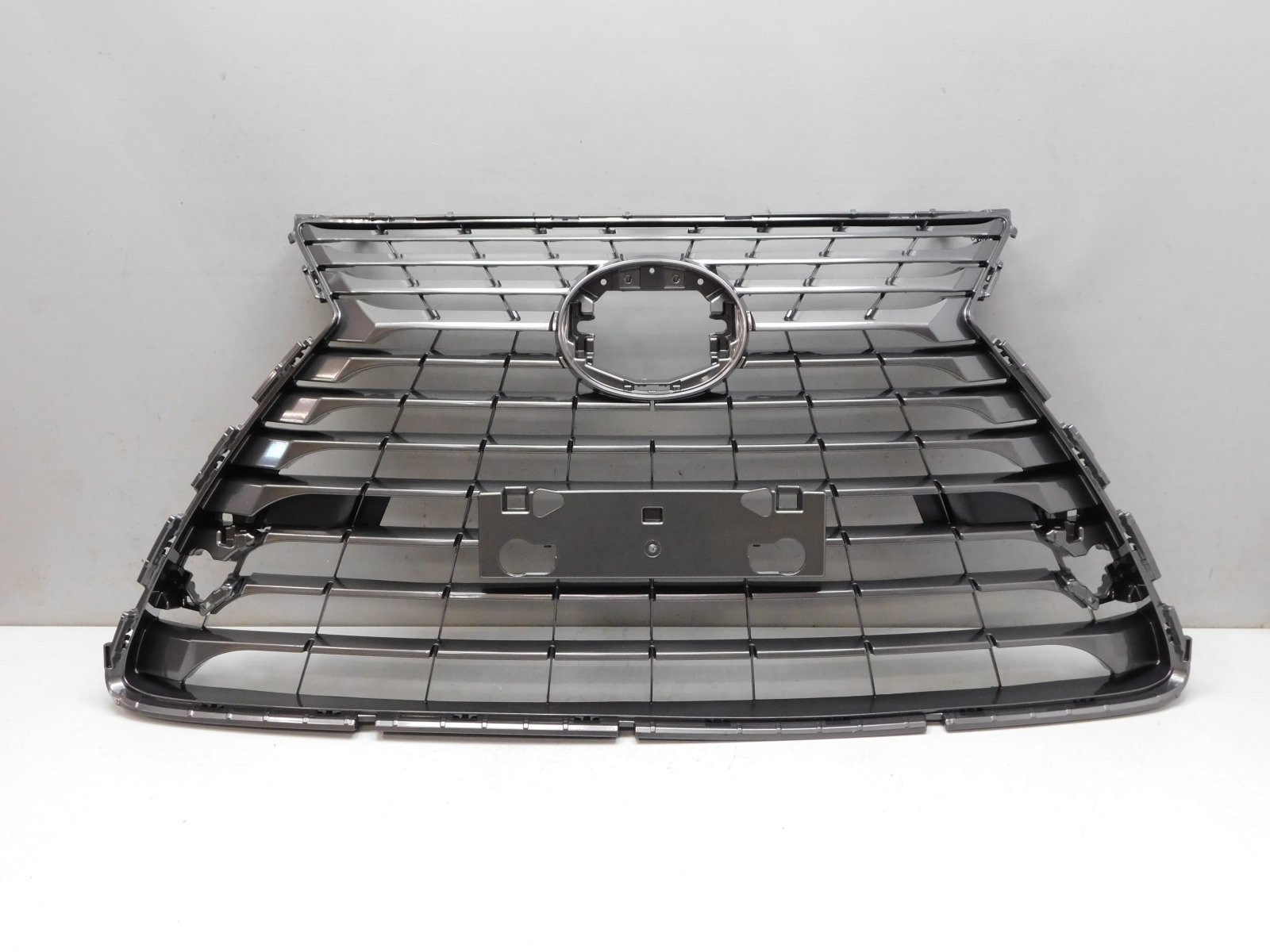 Решетка радиатора Lexus NX 200 2014>