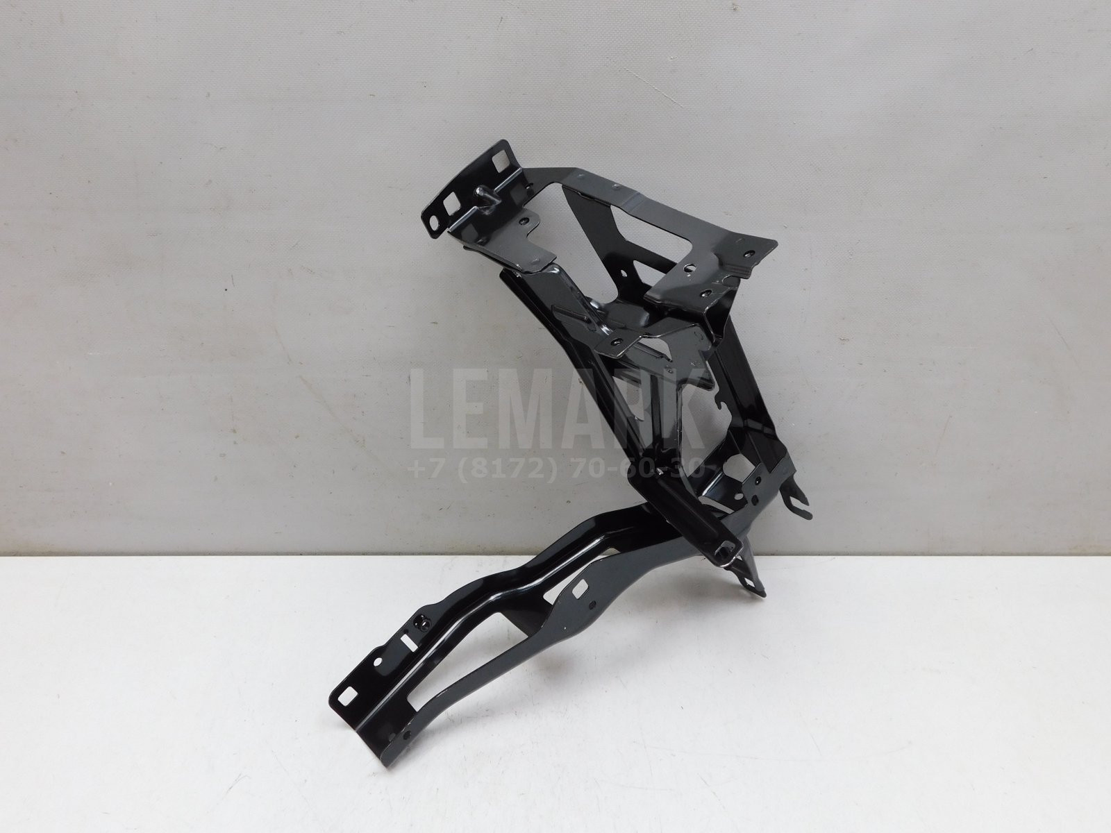 Кронштейн фары BMW X3 G01 2017> 51647400114