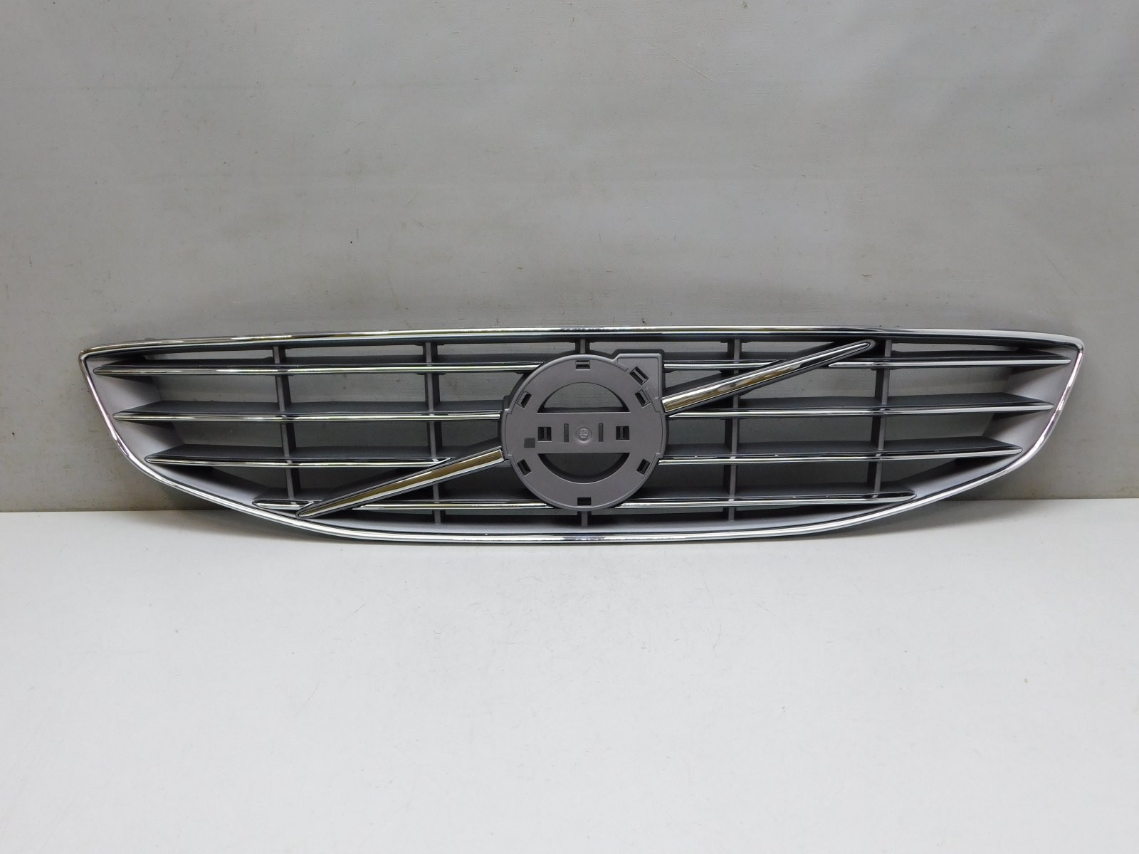 Решетка радиатора Volvo S60 2010-2018