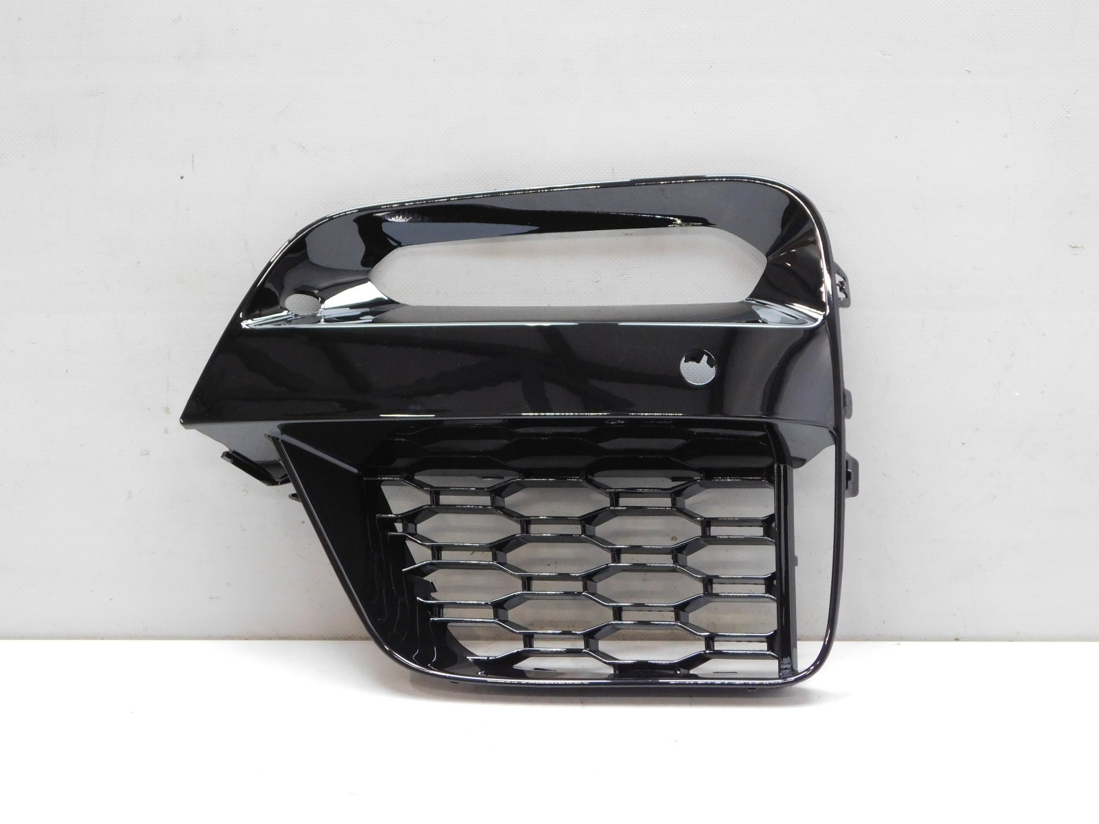 Решетка в бампер левая BMW X3 G01 2017>