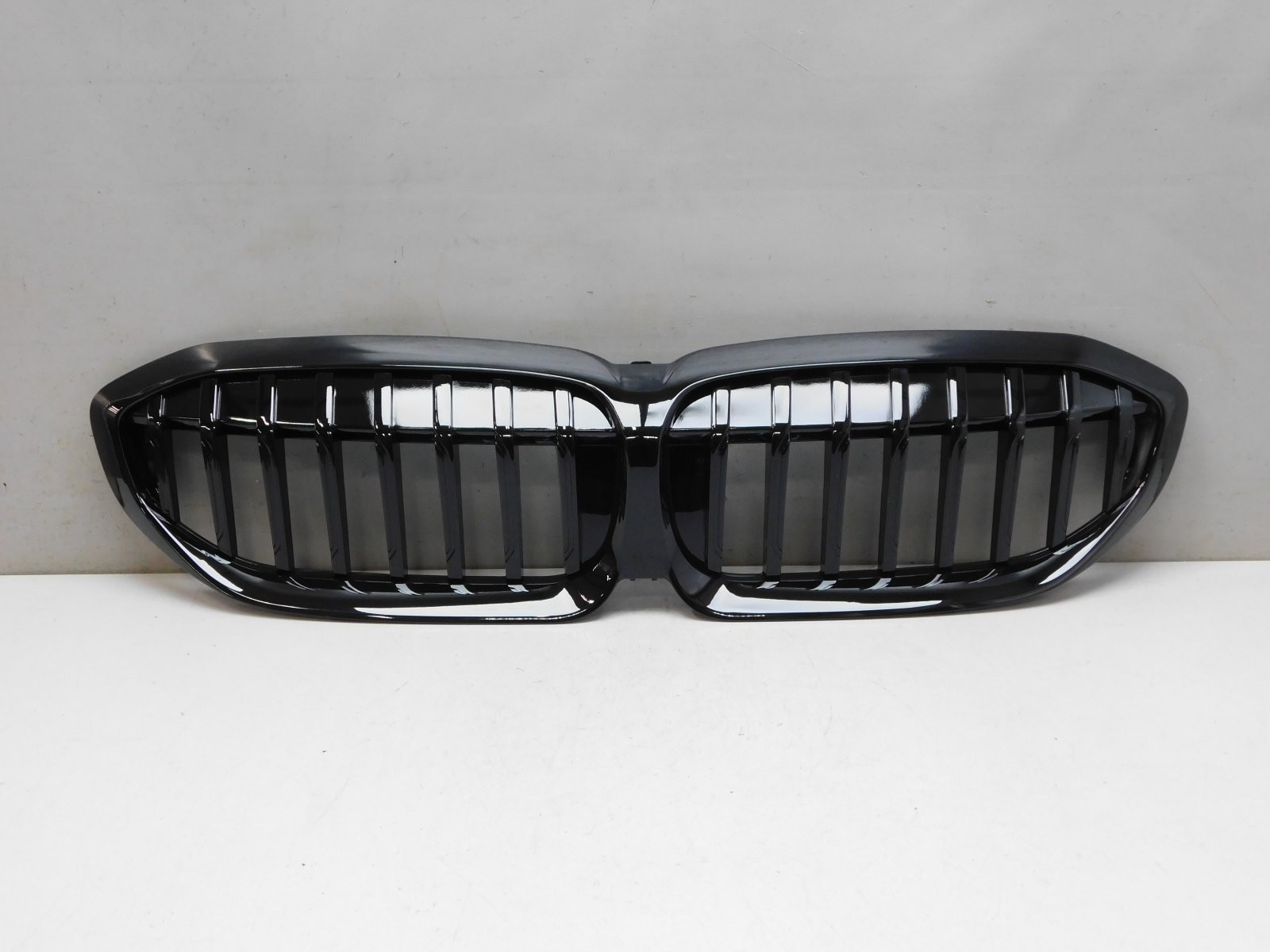 Решетка радиатора BMW 3-серия G20 2018>