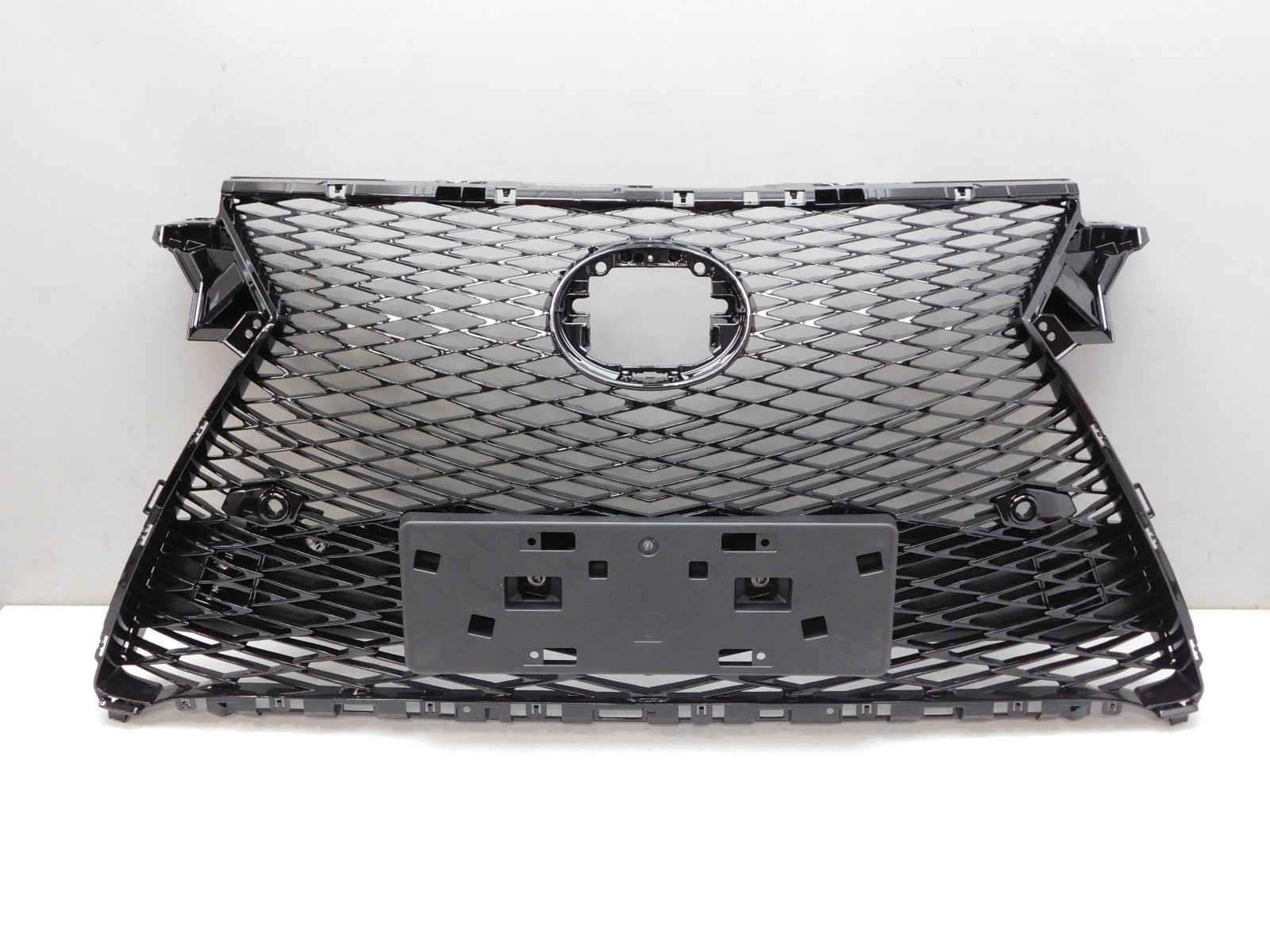 Решетка радиатора Lexus RX IV 2015>