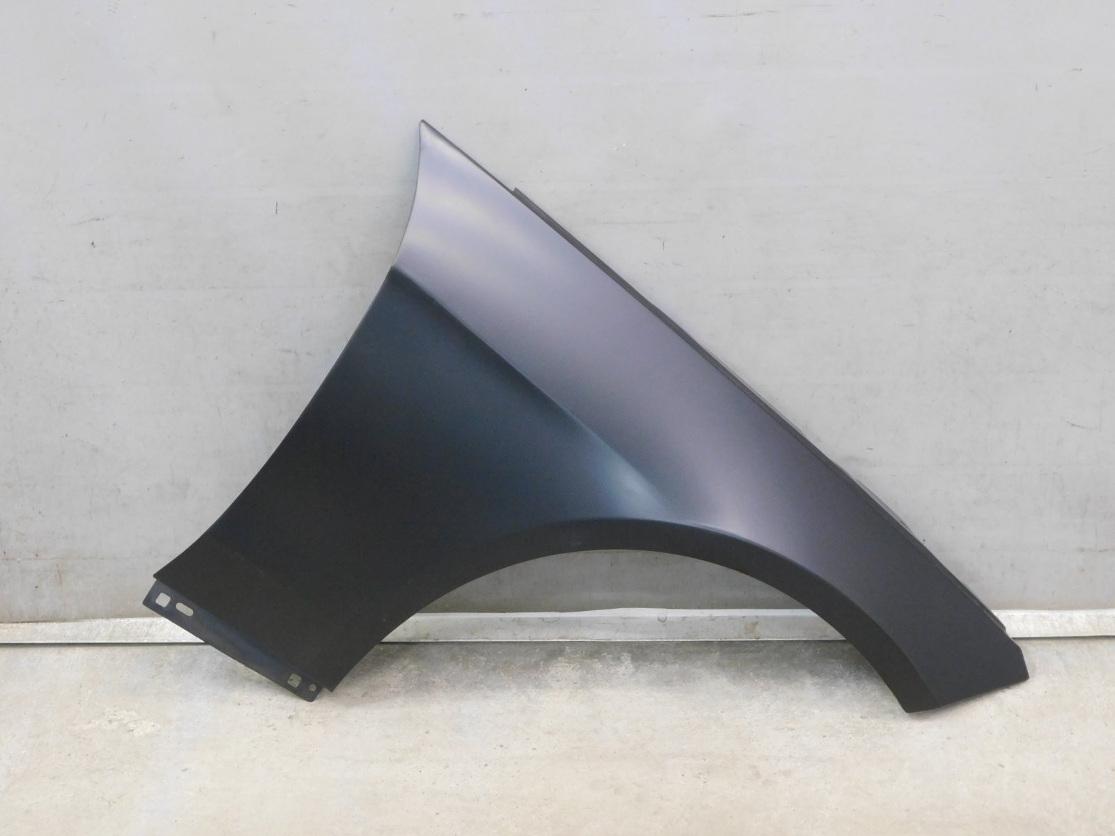 Крыло переднее правое Mercedes-Benz E-Klasse W212 2009>